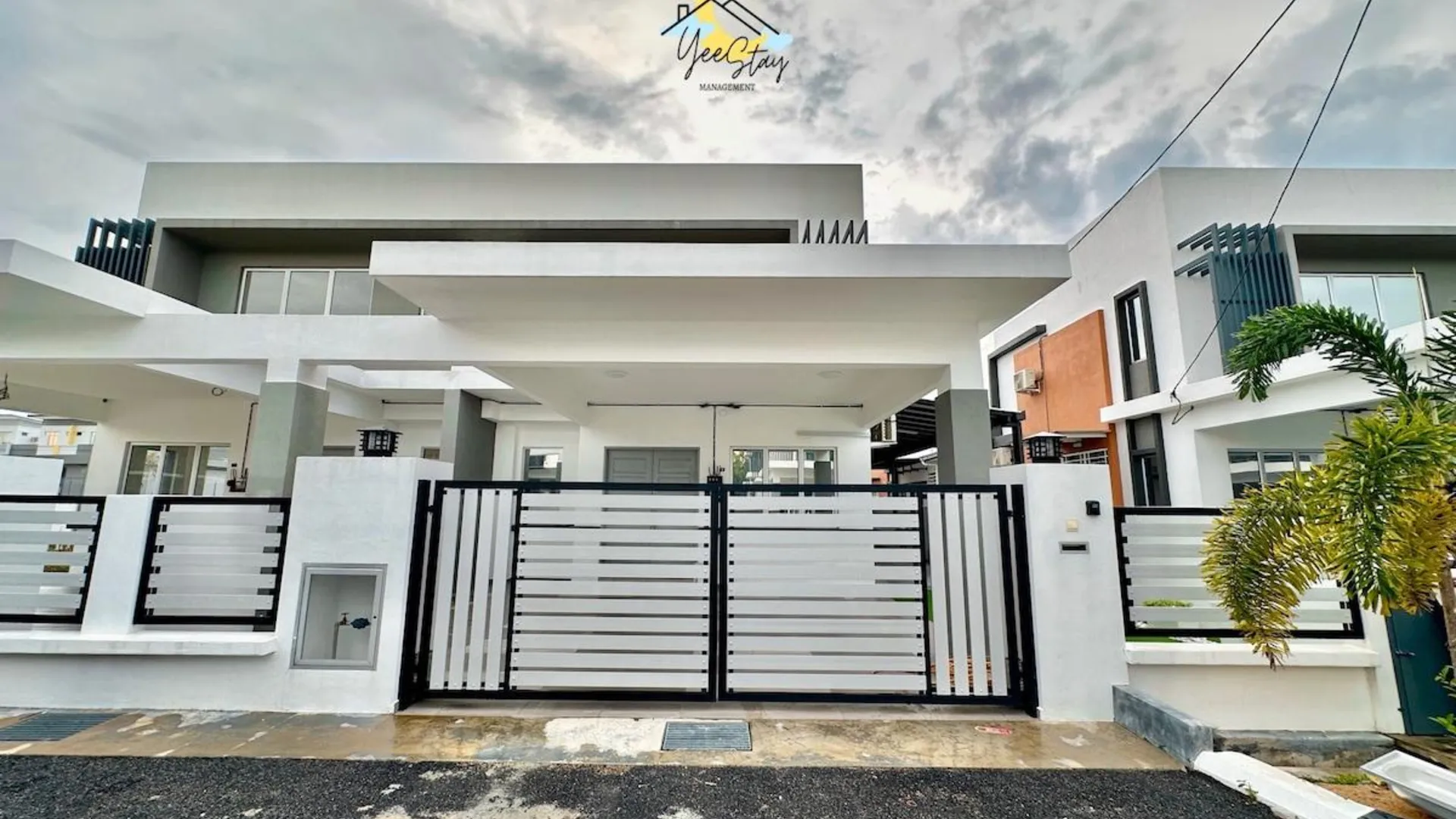 말라카 말라카 시내의 프라이빗 하우스 (m², 침실 4개, 프라이빗 욕실 2개) 2성급 게스트하우스 레스토랑