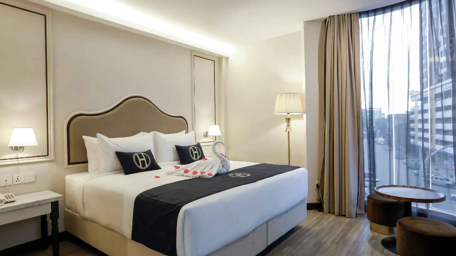 이포 The Host Hotel 2성급 호텔 스위트룸