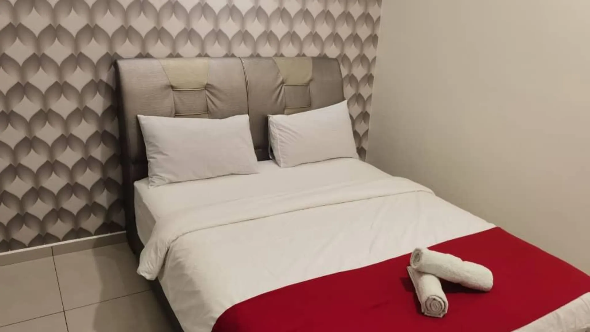 말라카 말라카 시내의 프라이빗 하우스 (1400m², 침실 4개, 프라이빗 욕실 2개) 2성급 싱글룸 객실