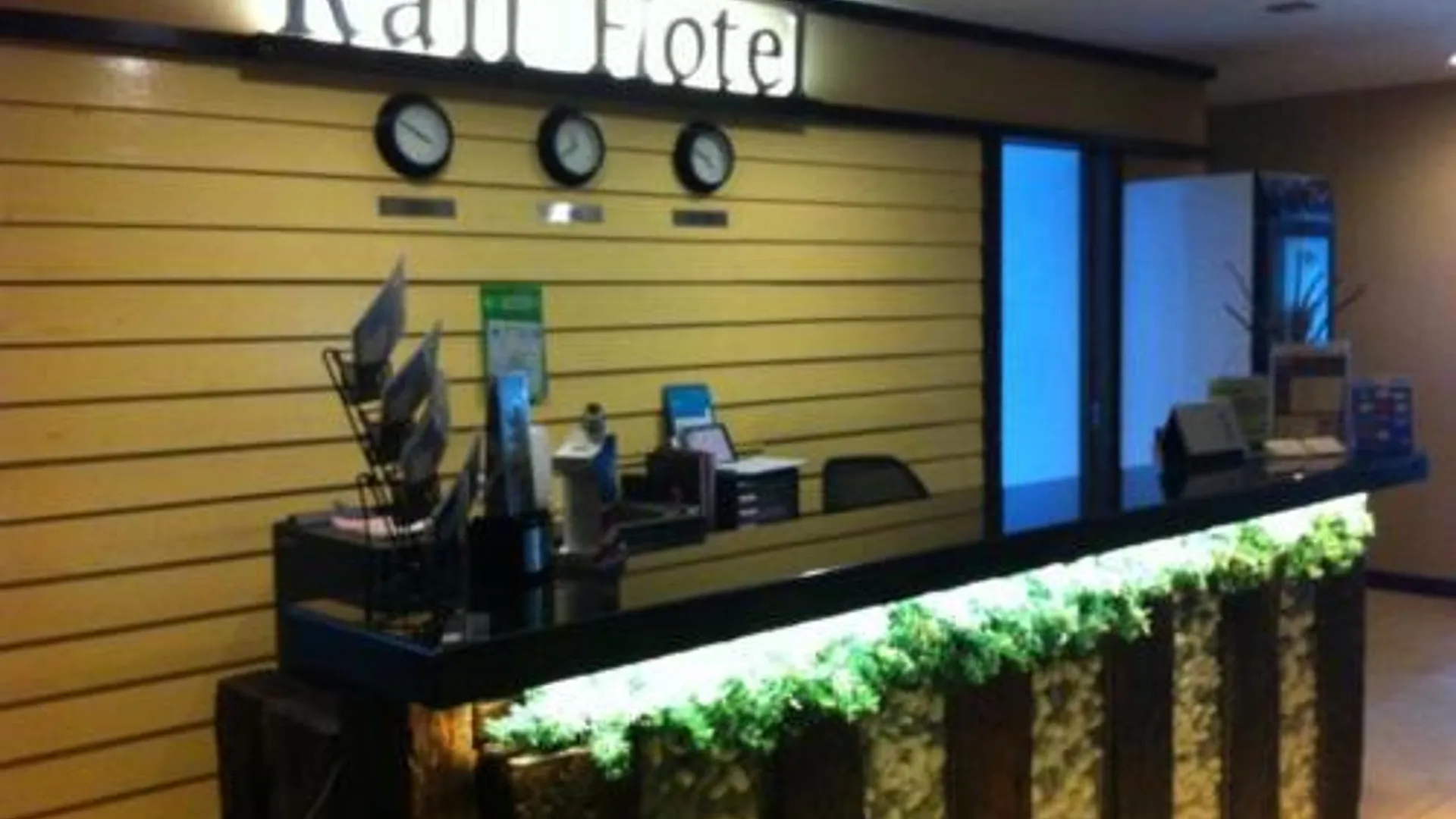 크루앙 캐피탈 O 레일 호텔 3성급 호텔 로비