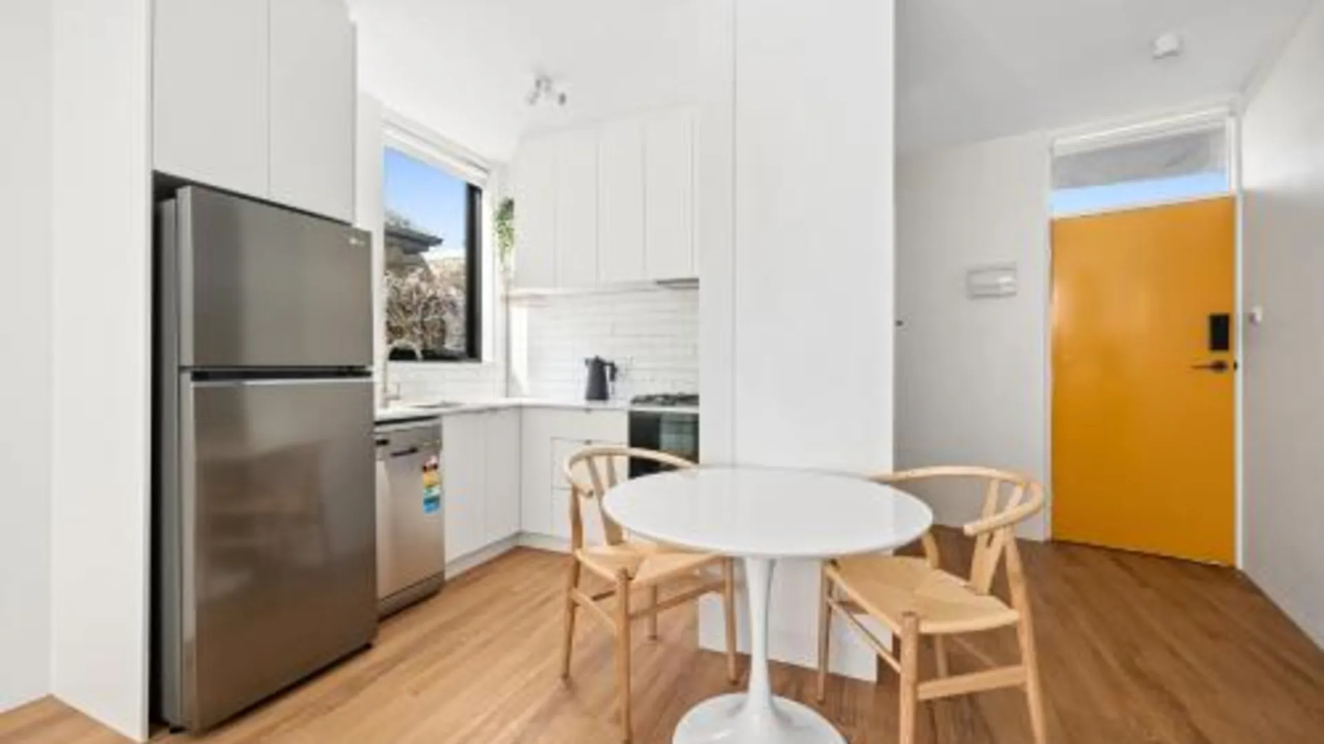 깁스랜드 지역 Peppertree Apartments 4성급 게스트하우스 수영장