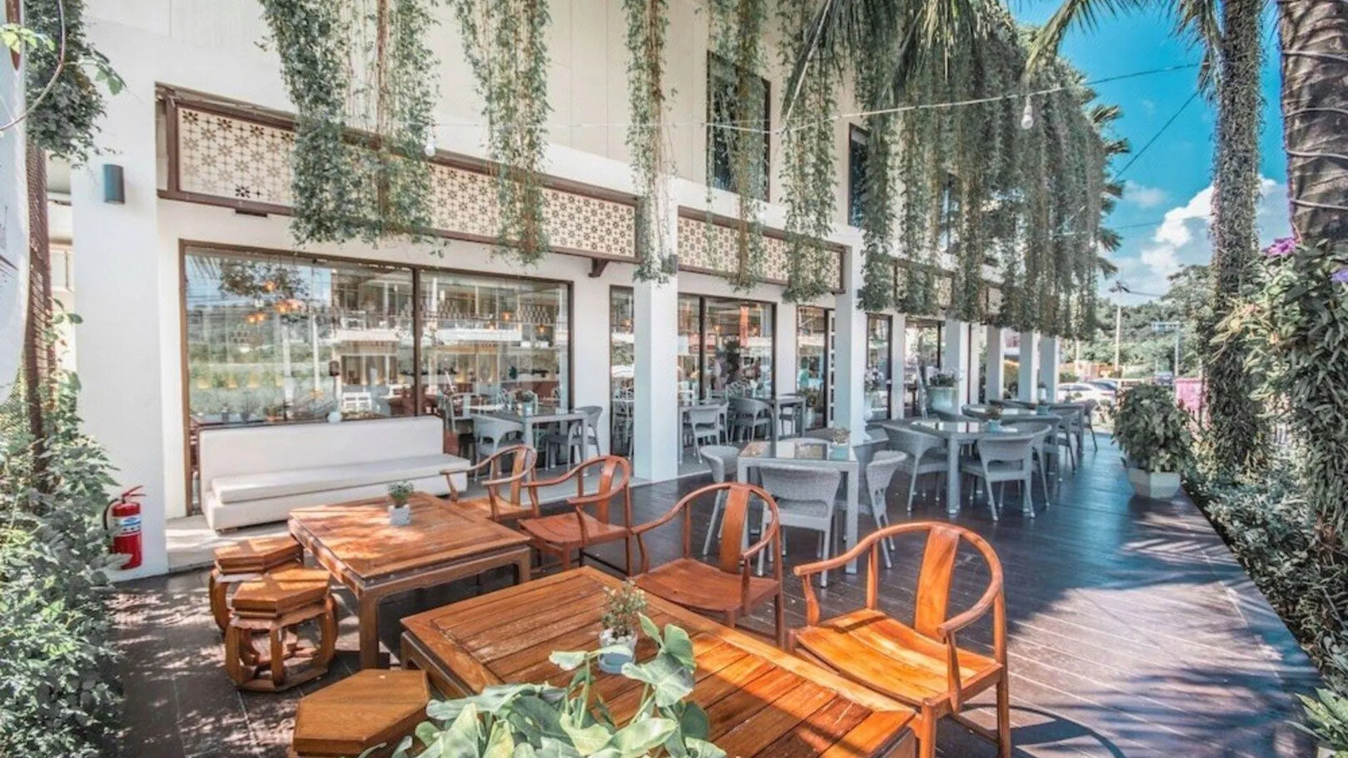 푸켓 프라우드 푸켓, 나이양 비치 4성급 호텔 부대시설