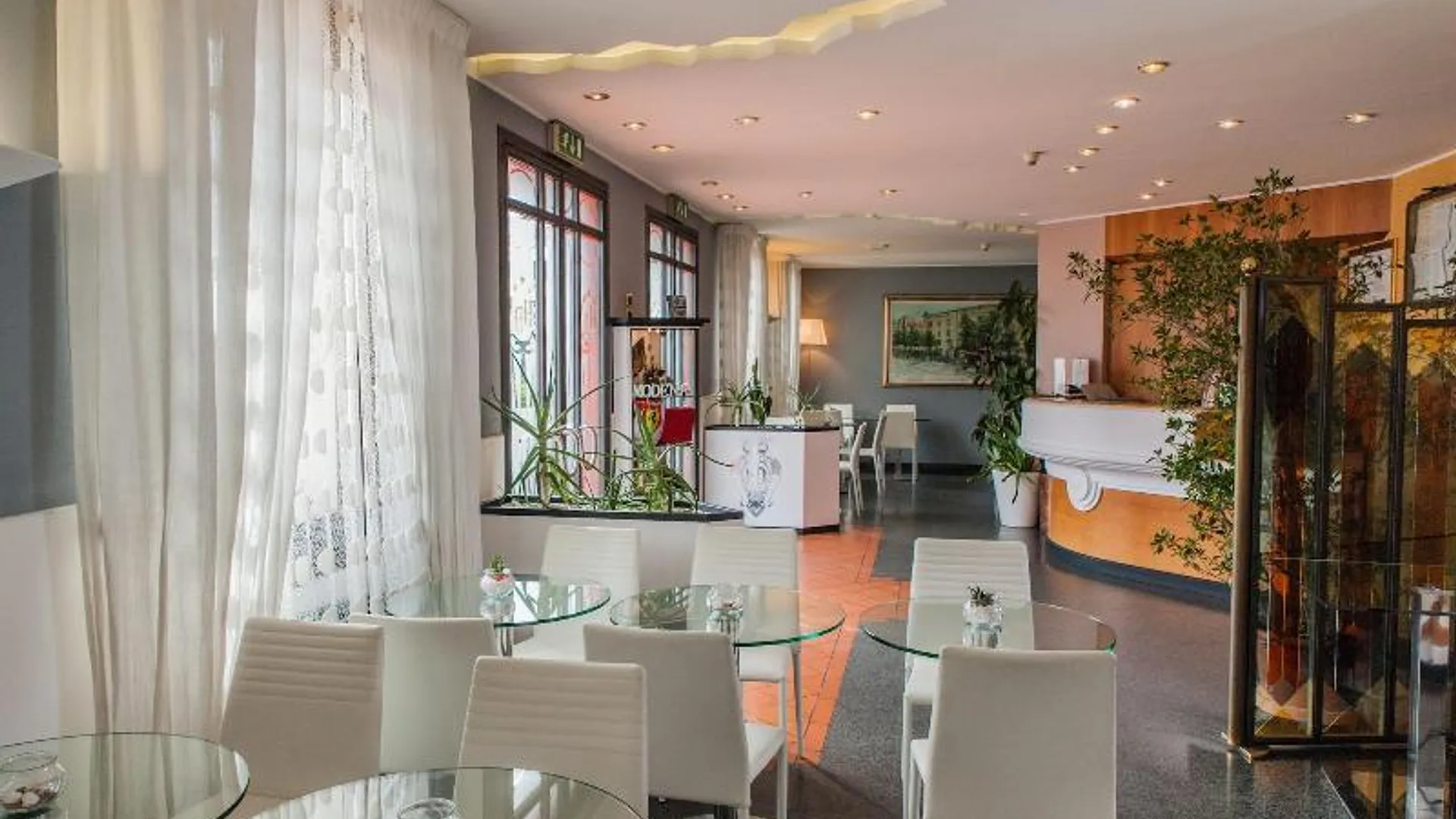 모데나 Hotel Daunia 3성급 호텔 전망