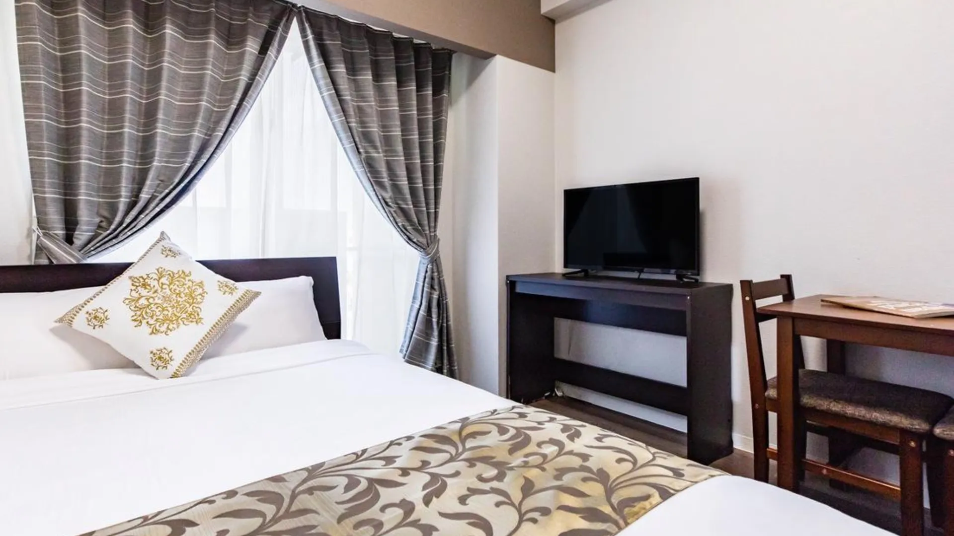 오키나와 본섬 미스터긴조 인 마에하라 2성급 호텔 스위트룸