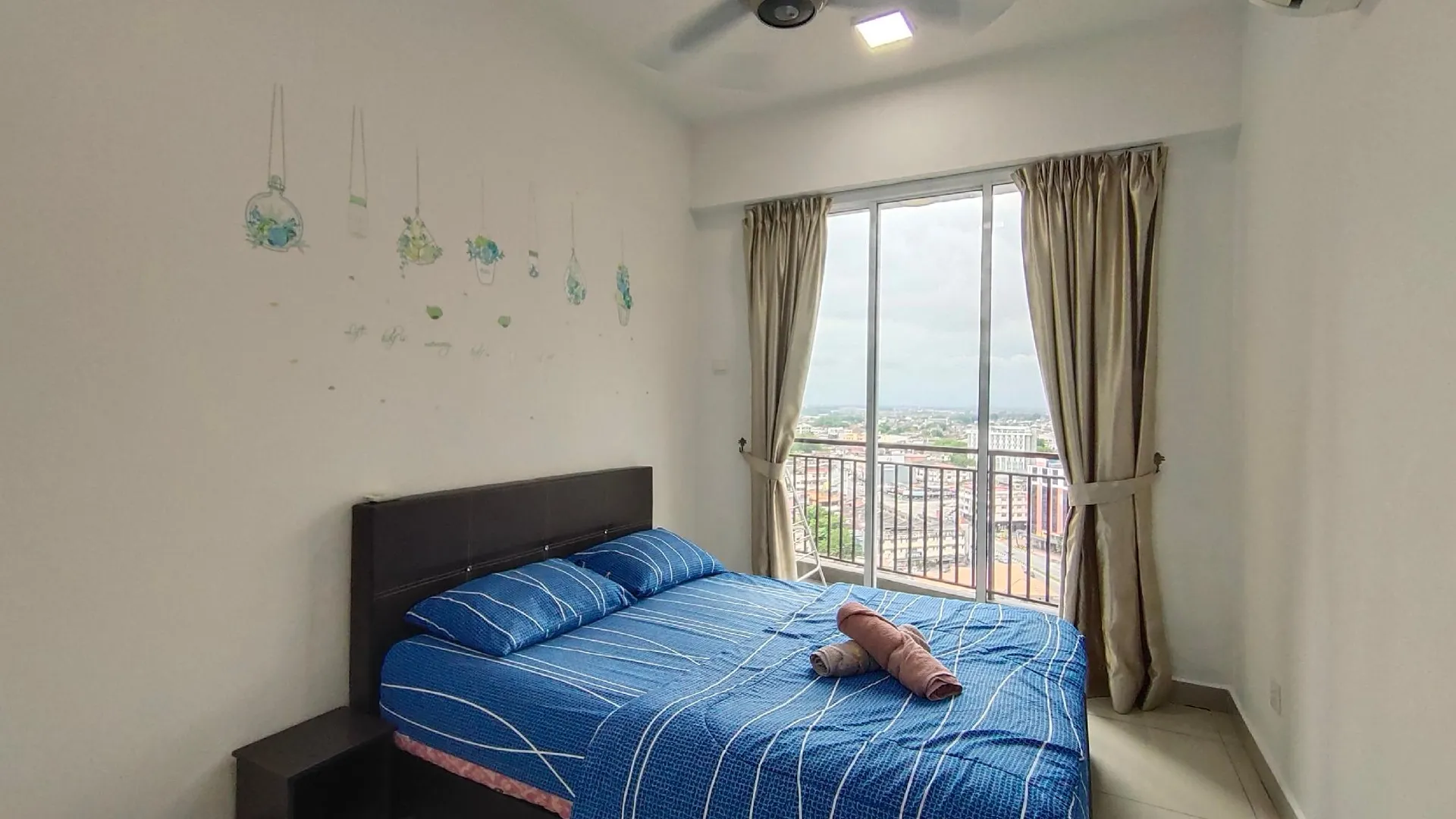 이포 캄풍 쿠차이의 아파트먼트 (880m², 침실 2개, 프라이빗 욕실 2개) 3성급 싱글룸 스위트룸