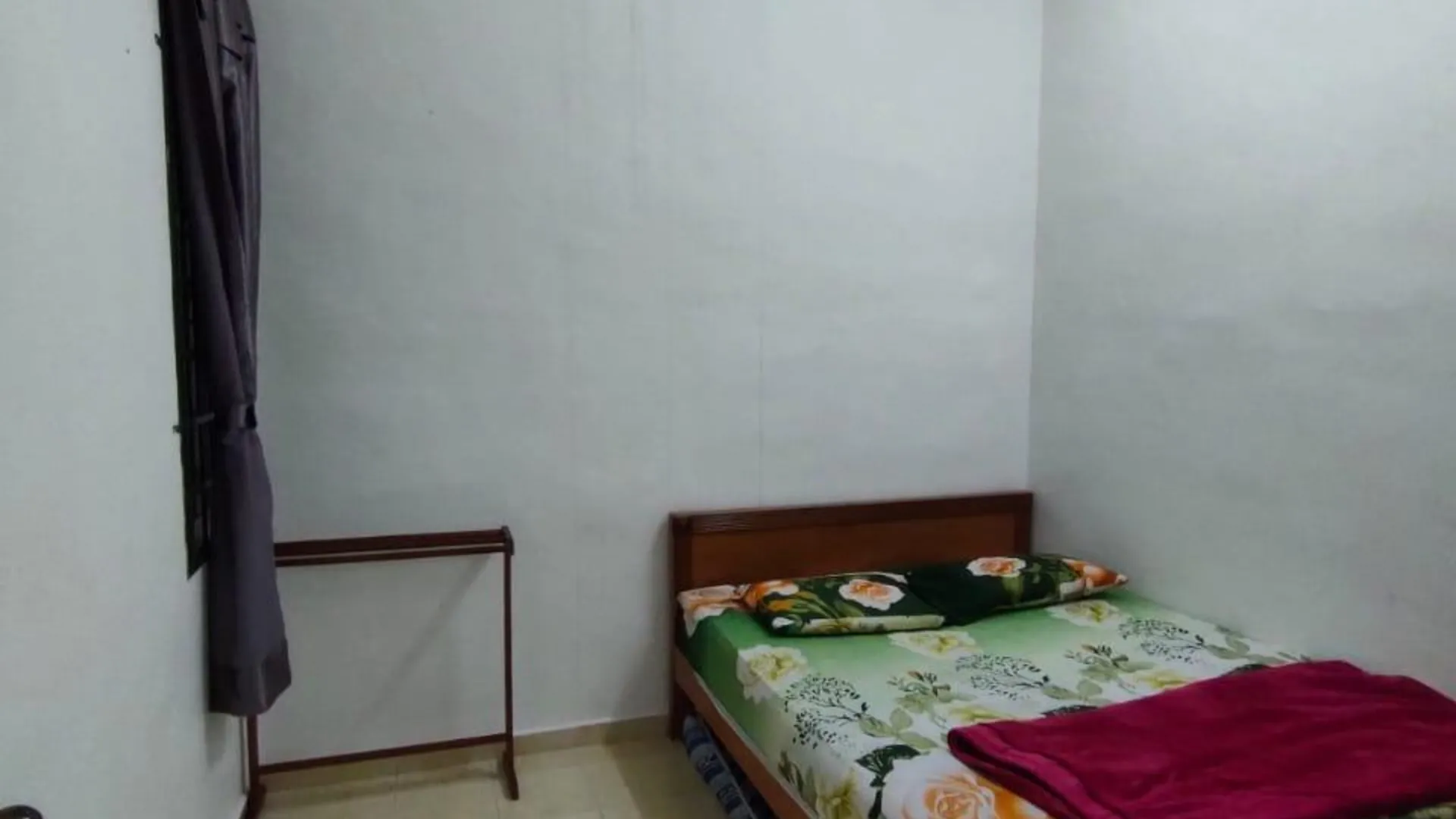 캉가르 캄풍 케리앙 단의 프라이빗 하우스 (100m², 침실 3개, 프라이빗 욕실 2개) 2성급 싱글룸 부대시설