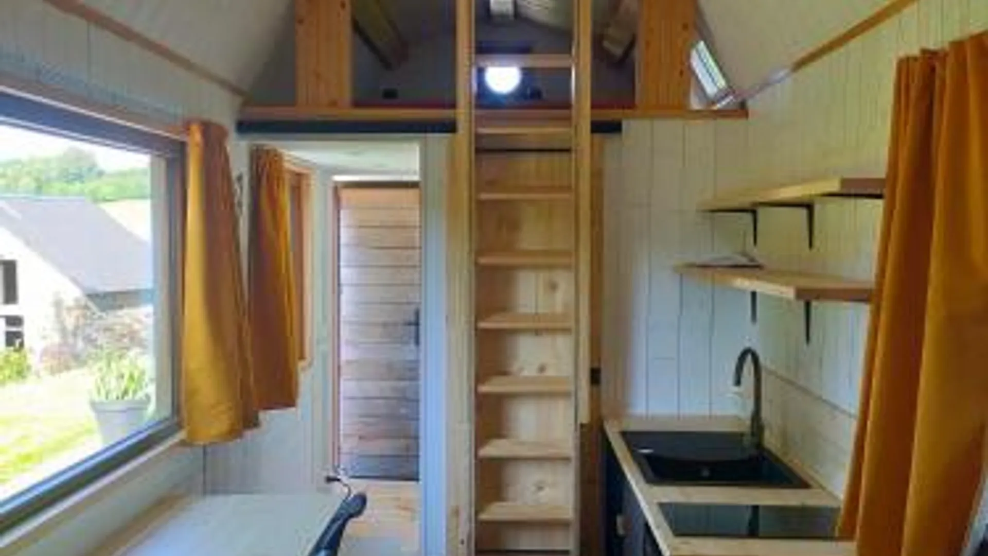 아우반게 Tiny Messancy, une immersion dans la nature ! 4성급 싱글룸 스위트룸