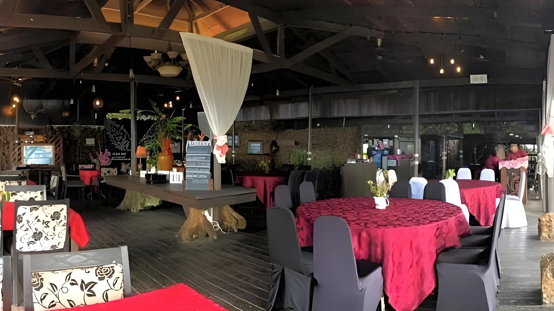 코타키나발루 카시 사양 힐 리조트 3성급 호텔 수영장