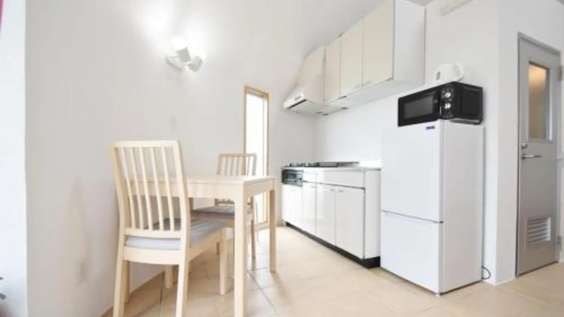 오키나와 본섬 うるまドーム沖縄 Mercury2 & Venus3 3성급 게스트하우스 로비