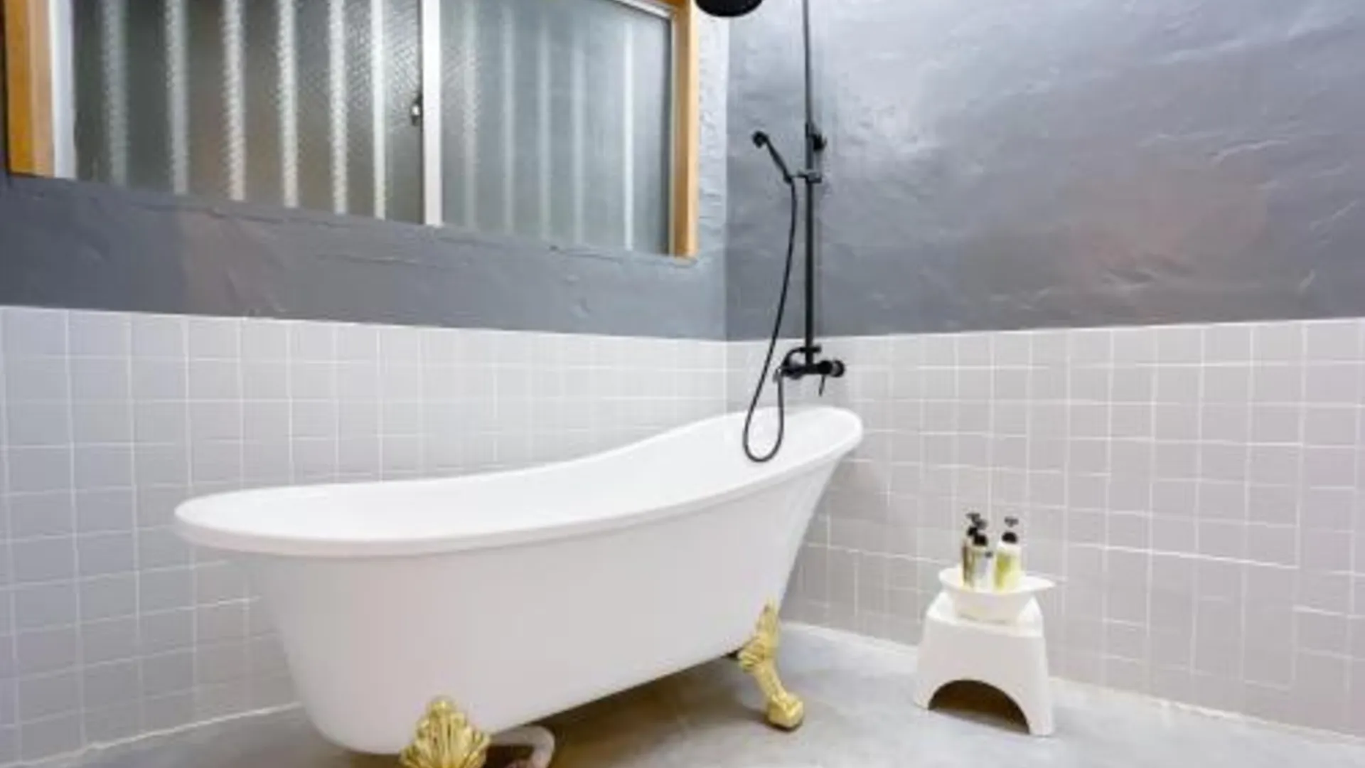 오키나와 본섬 LESTEL NAHA 2성급 호텔 수영장