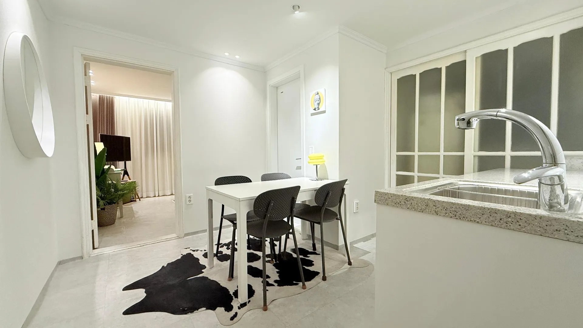 서울 신촌의 빌라 (27m², 침실 1개, 프라이빗 욕실 1개) 3성급 싱글룸 로비