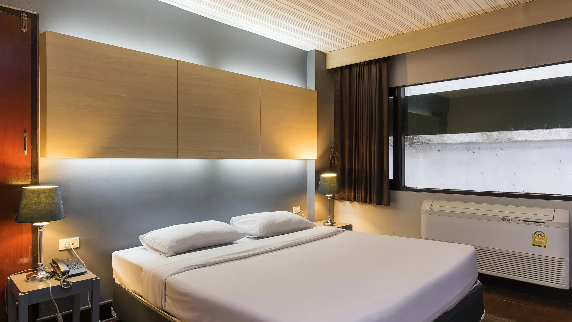 방콕 플로리다 호텔 방콕 2성급 호텔 스위트룸