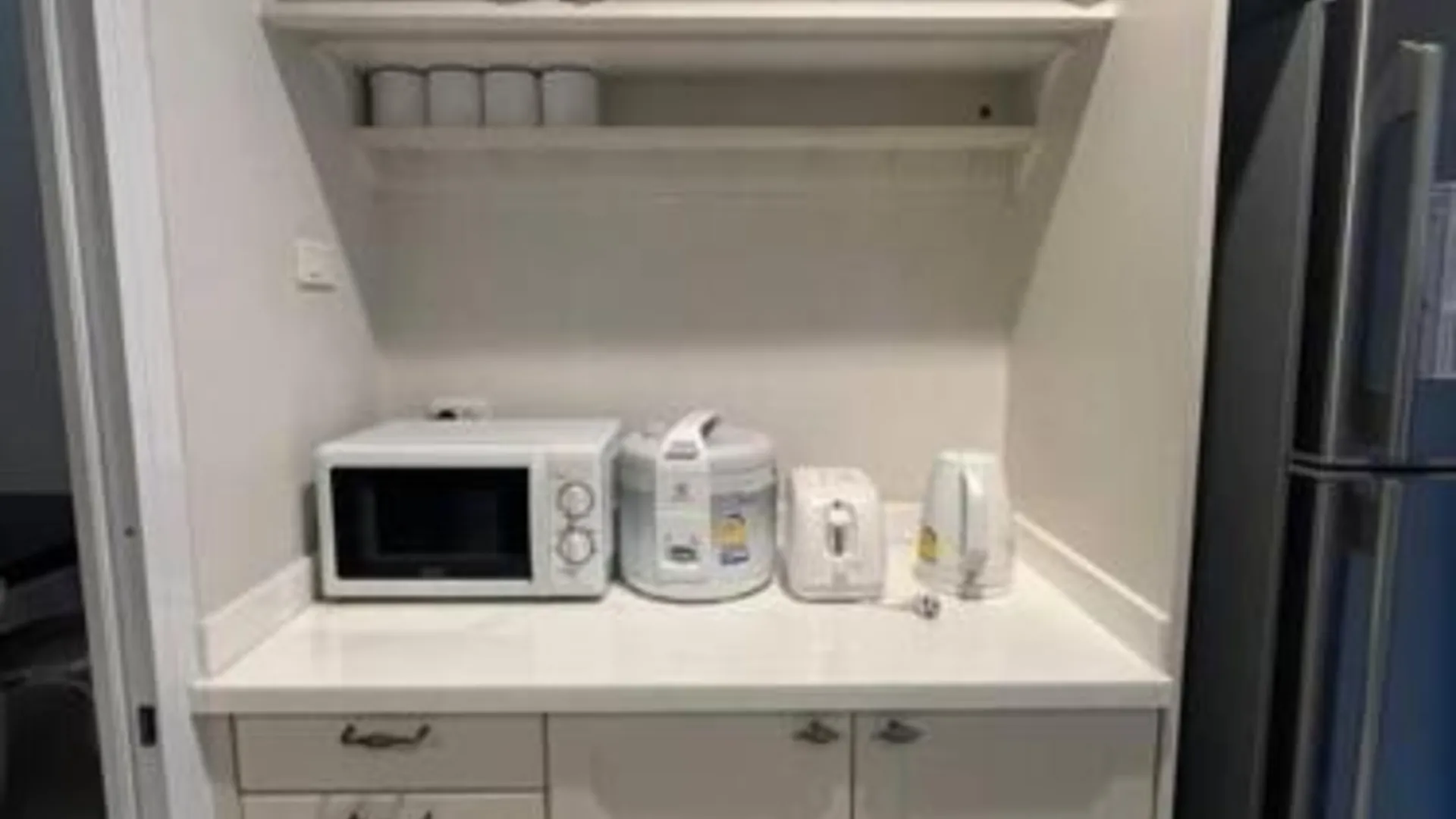 방콕 Townhome 3 bed4 Baht Asok MRTBTS Sukhumvit 16 2성급 싱글룸 전망