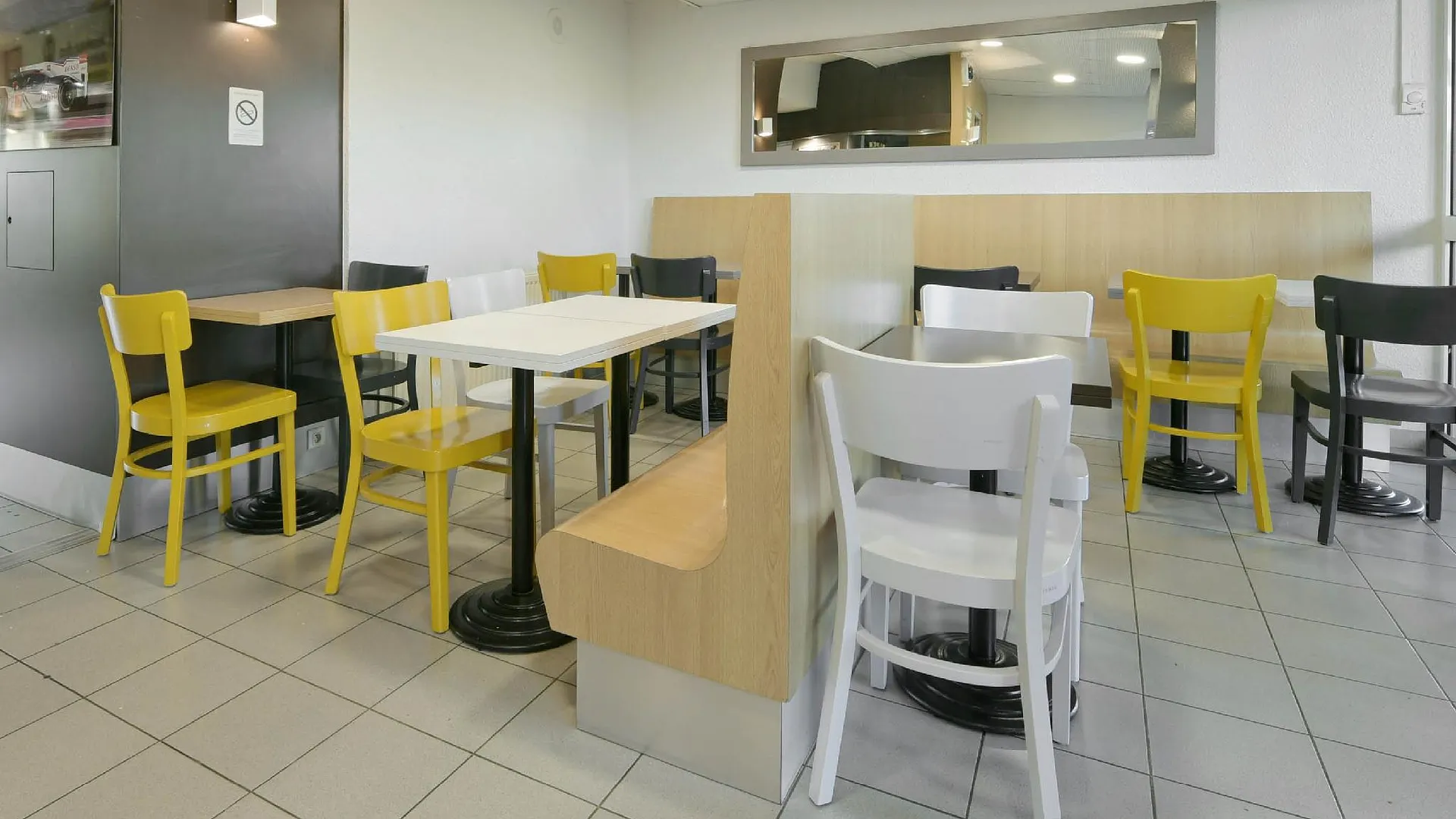 아나지 B&B HOTEL Le Mans Sud 2성급 호텔 전망