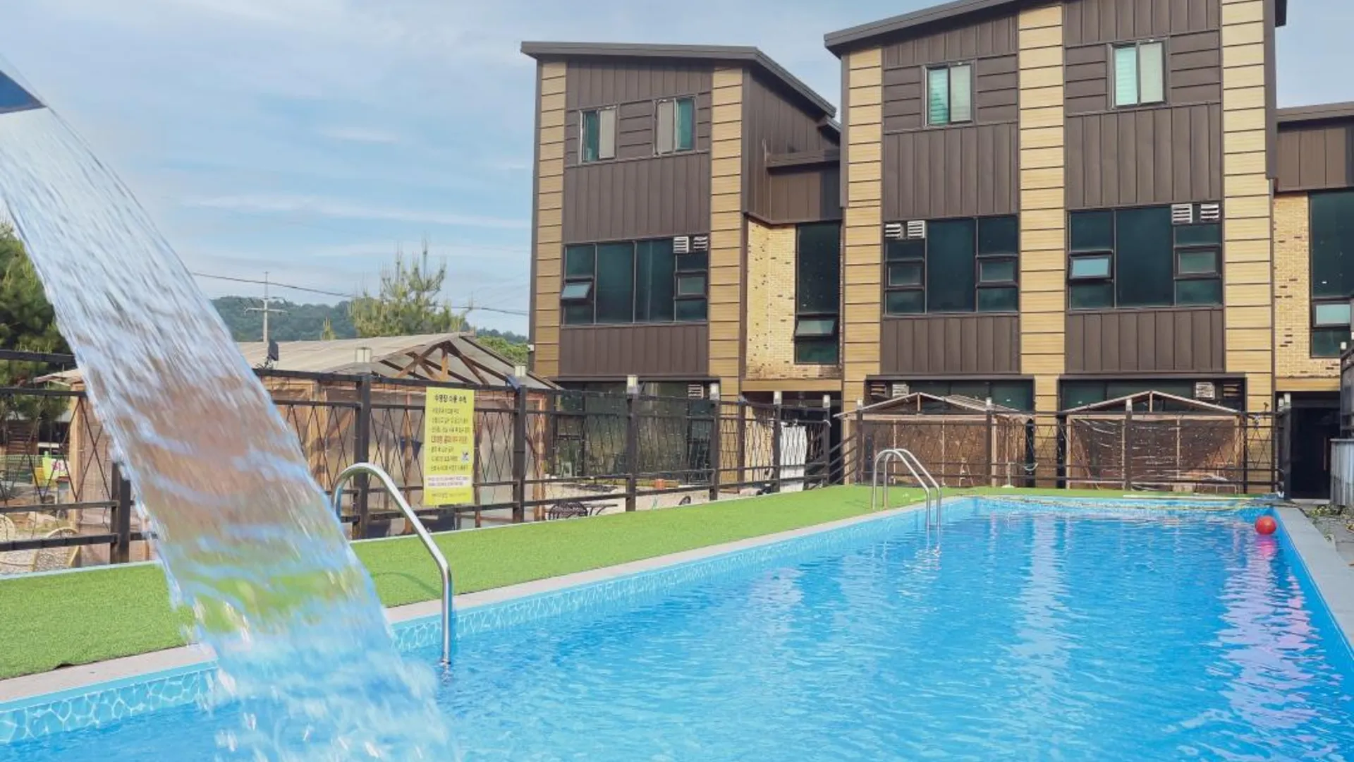 가평 가평 테라피스파펜션 3성급 게스트하우스 로비