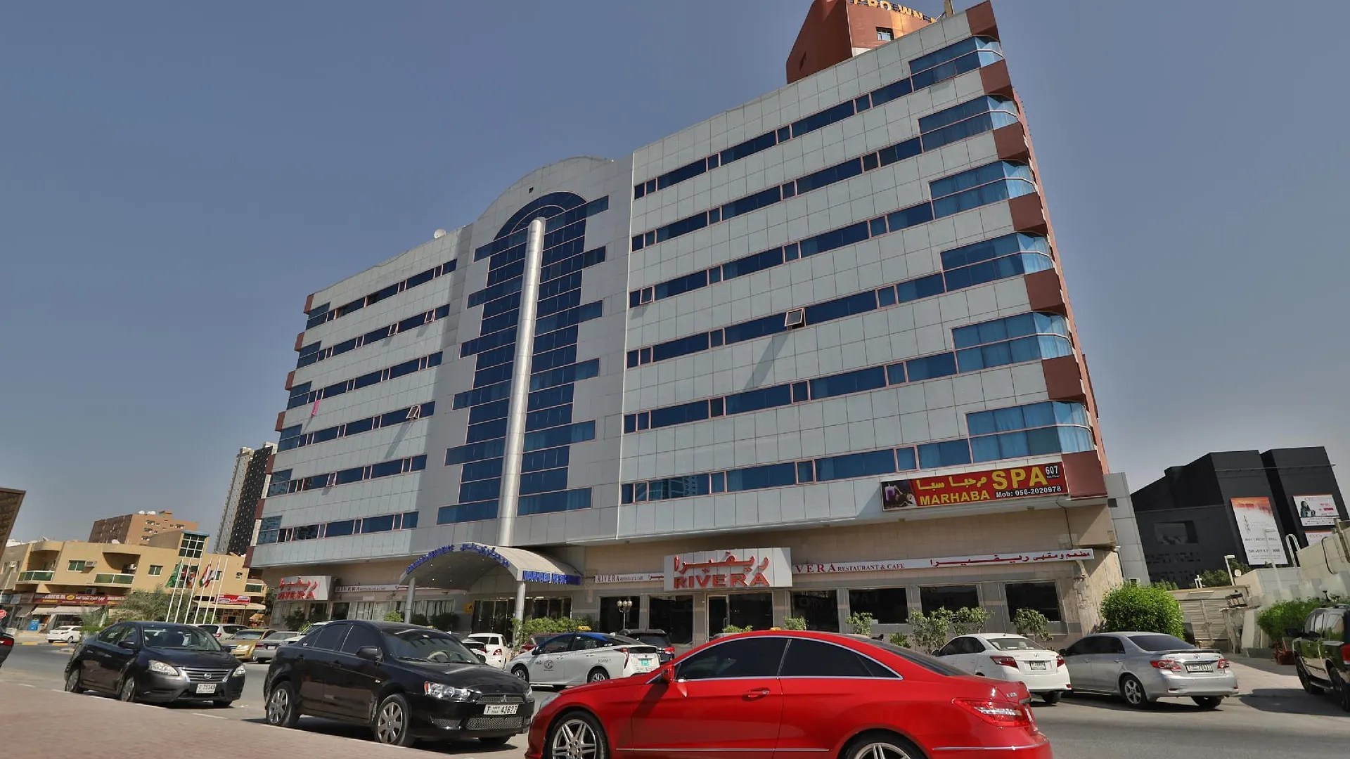 아지만 Marhaba Residence Hotel Apartments 1성급 호텔 수영장