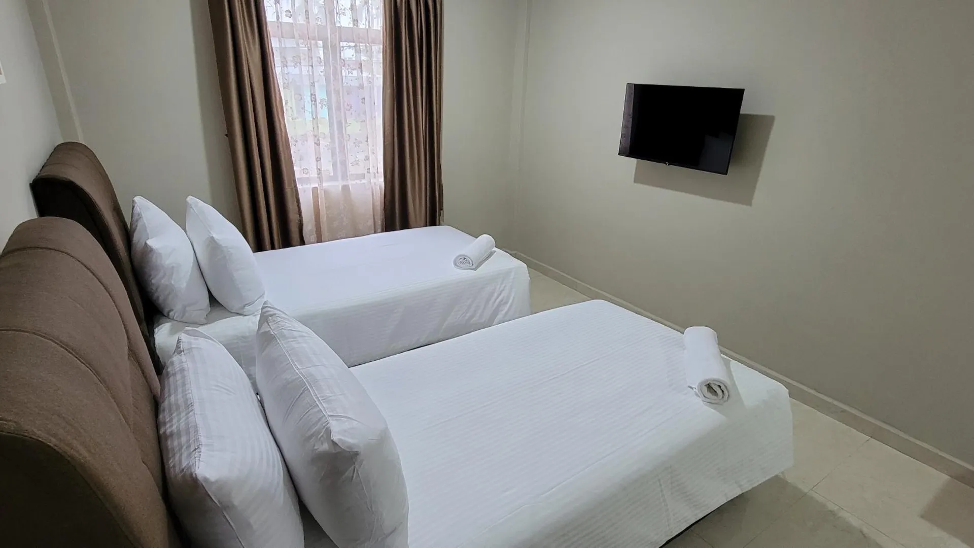 추카이 HOTEL SHAFURA 3 3성급 호텔 스위트룸