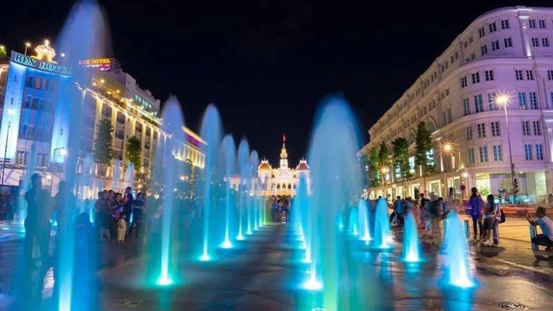 호치민 1군의 프라이빗 하우스 (m², 침실 1개, 프라이빗 욕실 1개) 2성급 싱글룸 외관