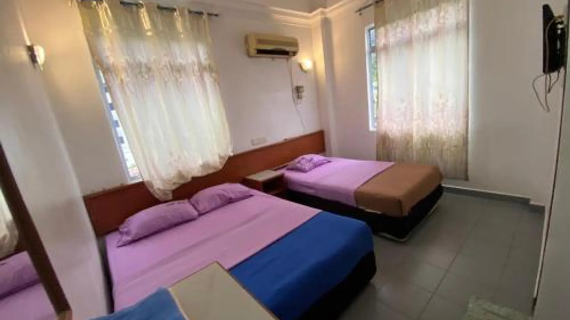 카핏 DUNG FANG HOTEL 1성급 호텔 스위트룸