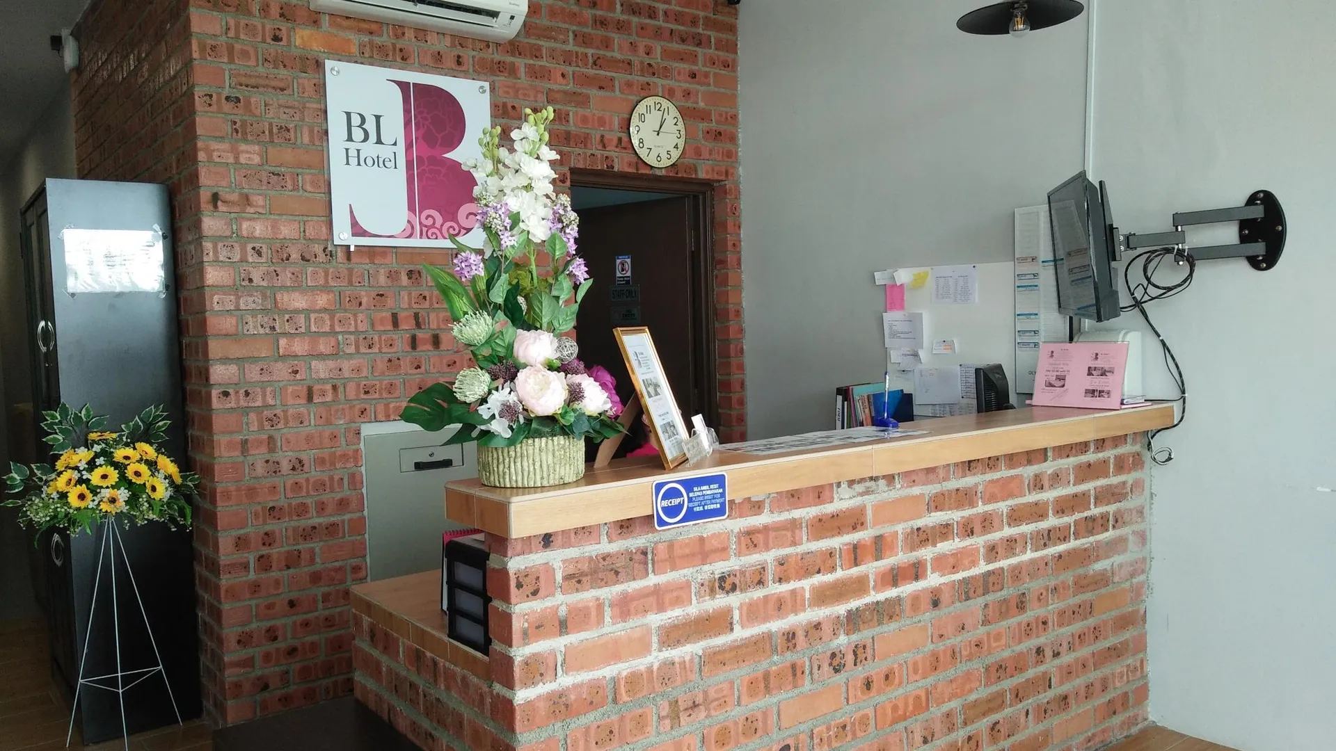 라하트 JQ BL hotel 3성급 호텔 수영장