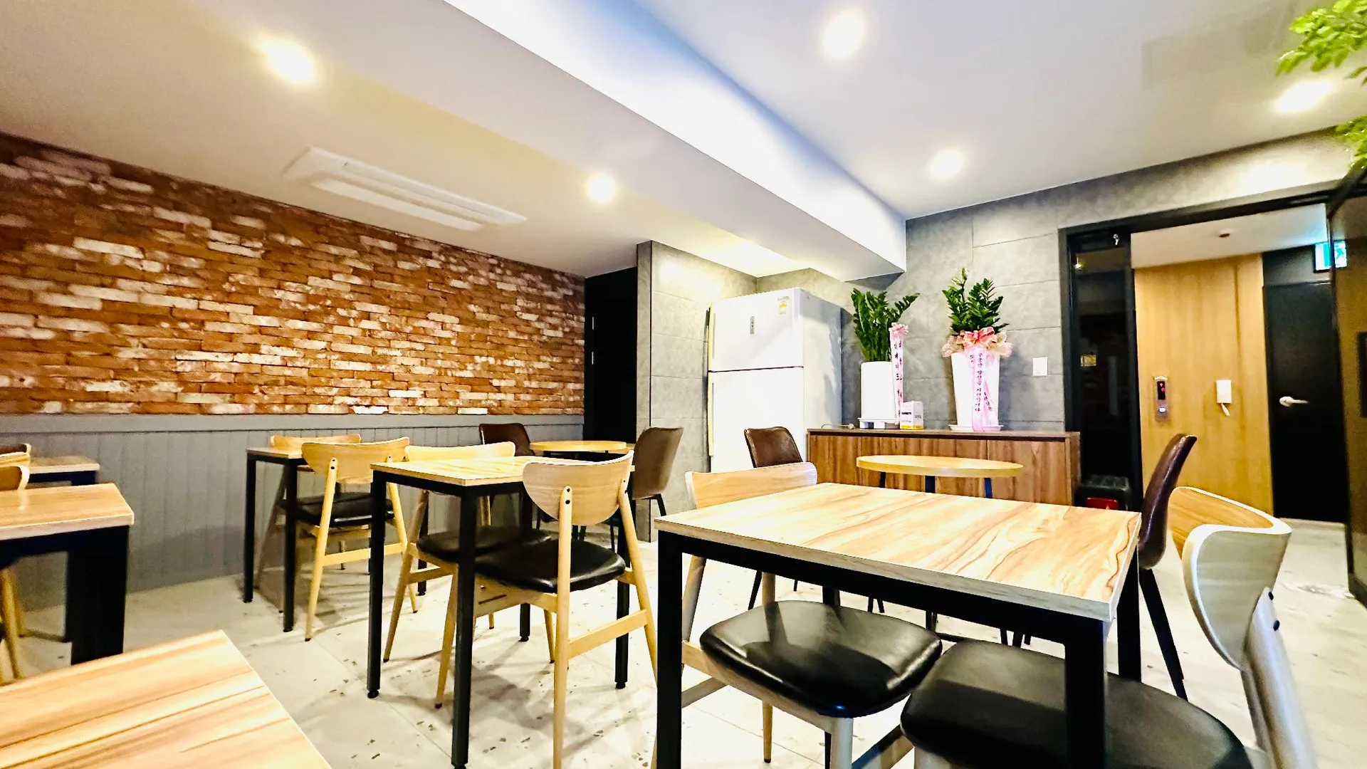 서울 스타호텔 1성급 호텔 로비