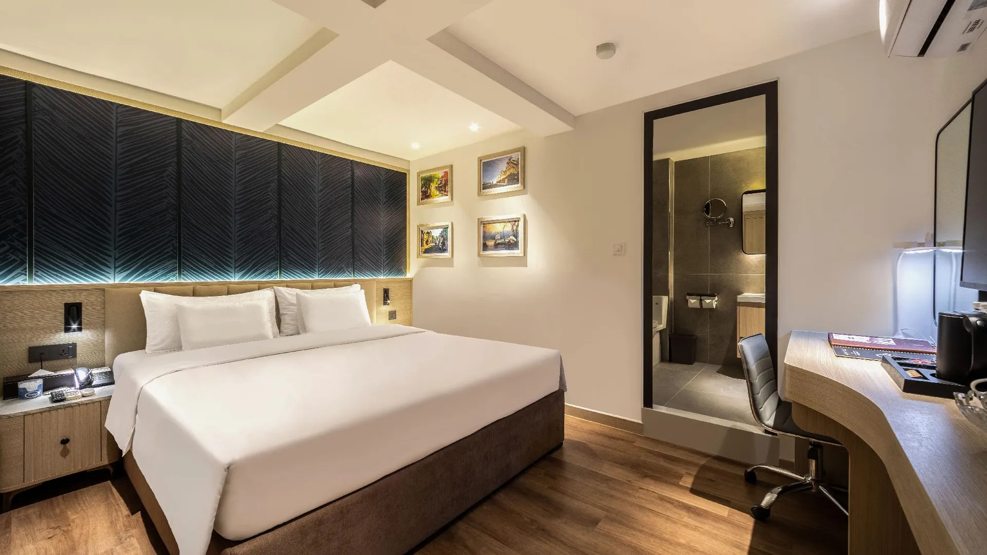 하노이 A25 호텔 - 19 차 카 2성급 호텔 스위트룸