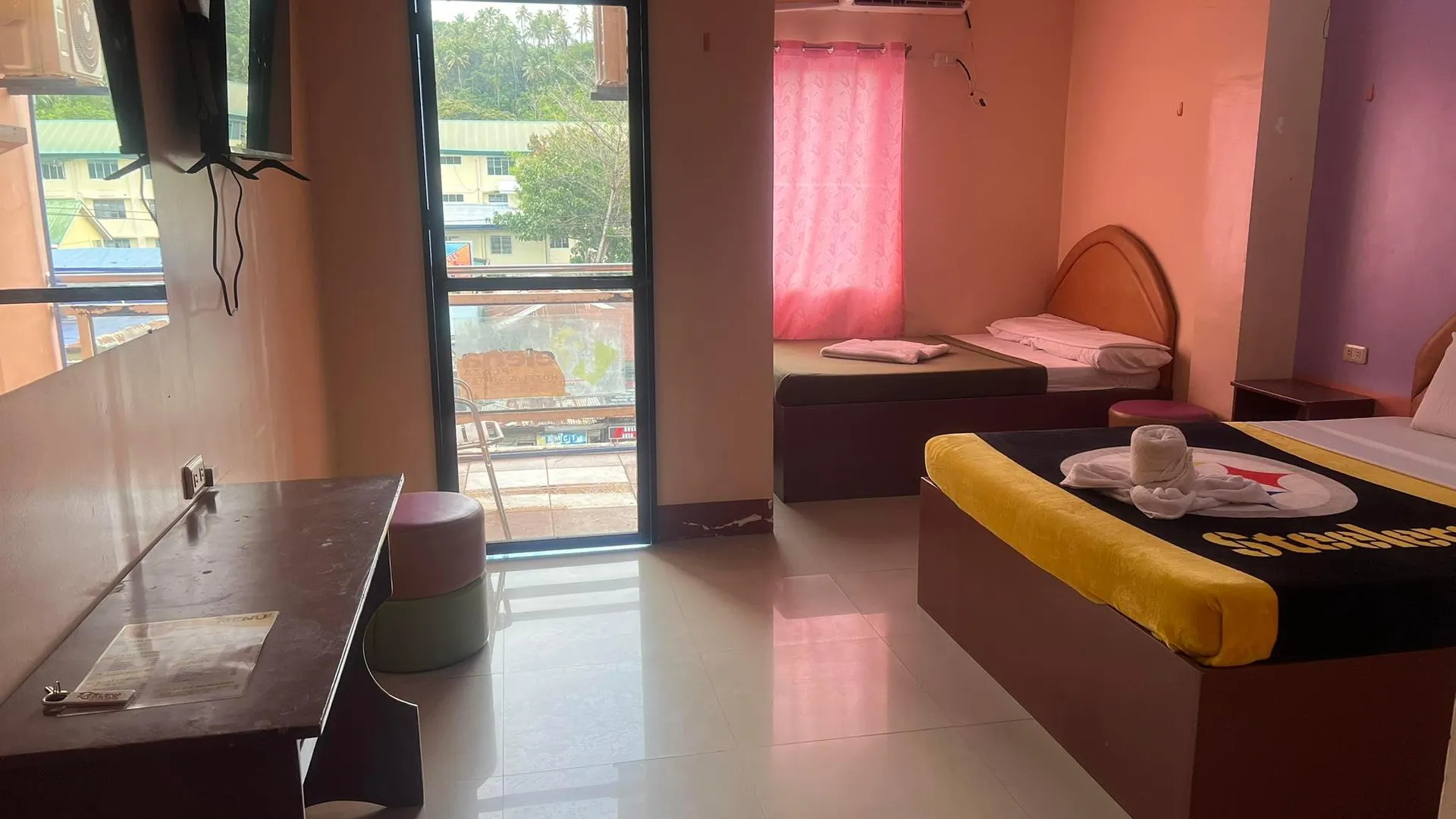 마하약 Rielena Plaza Hotel and Suites 1성급 호텔 객실