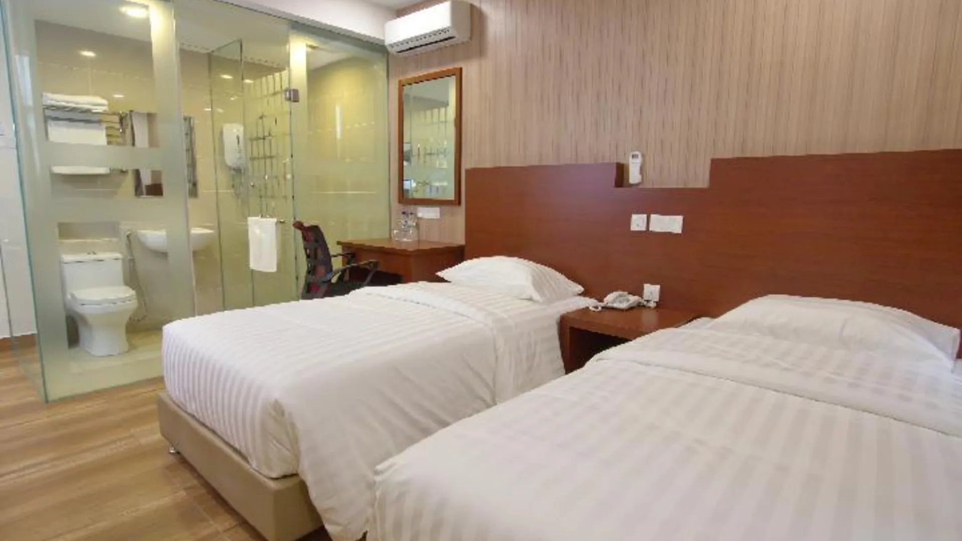 바투 파핫 엘리건트 호텔 호텔 스위트룸