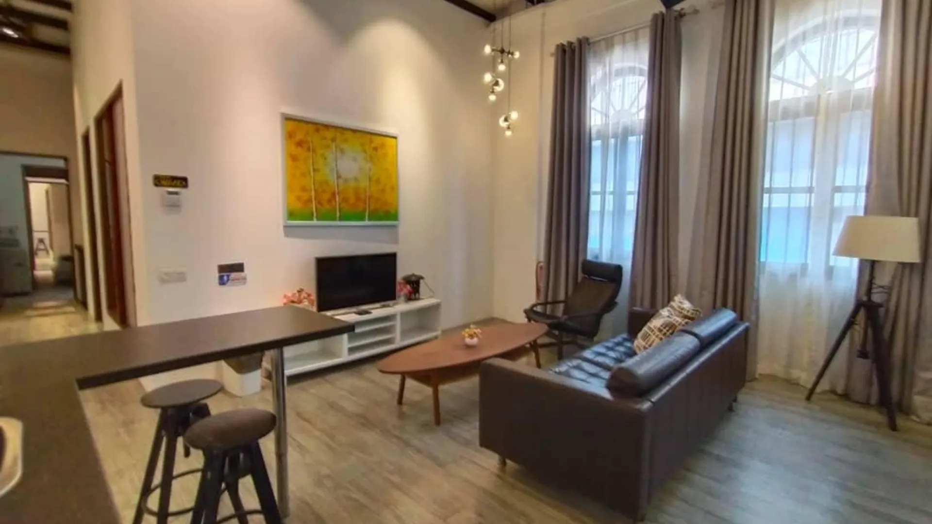 이포 캄풍 자와의 프라이빗 하우스 (988m², 침실 3개, 프라이빗 욕실 2개) 2성급 게스트하우스 스위트룸