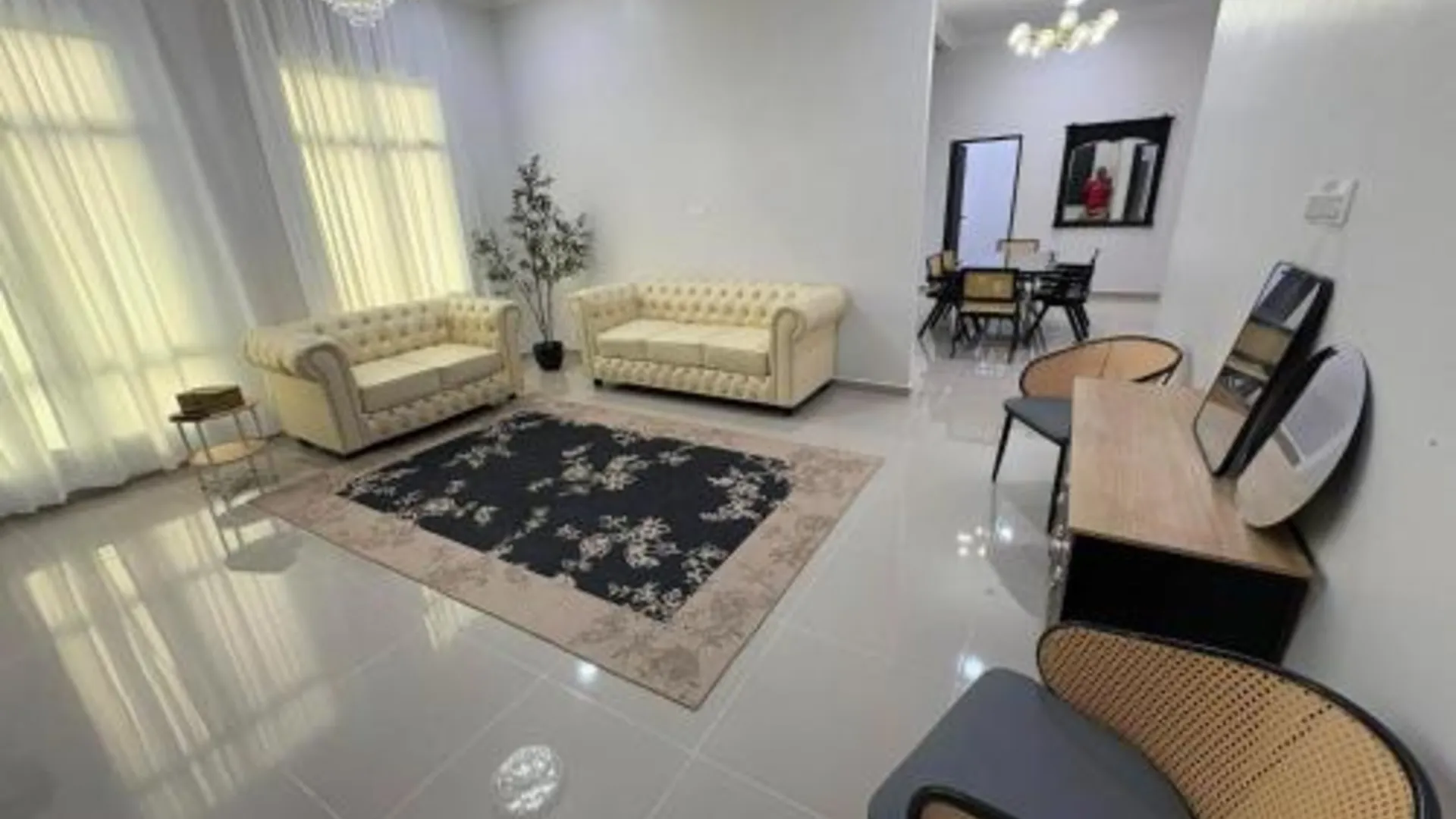 둥군 둥근의 프라이빗 하우스 (2000m², 침실 4개, 프라이빗 욕실 3개) 4성급 게스트하우스 객실