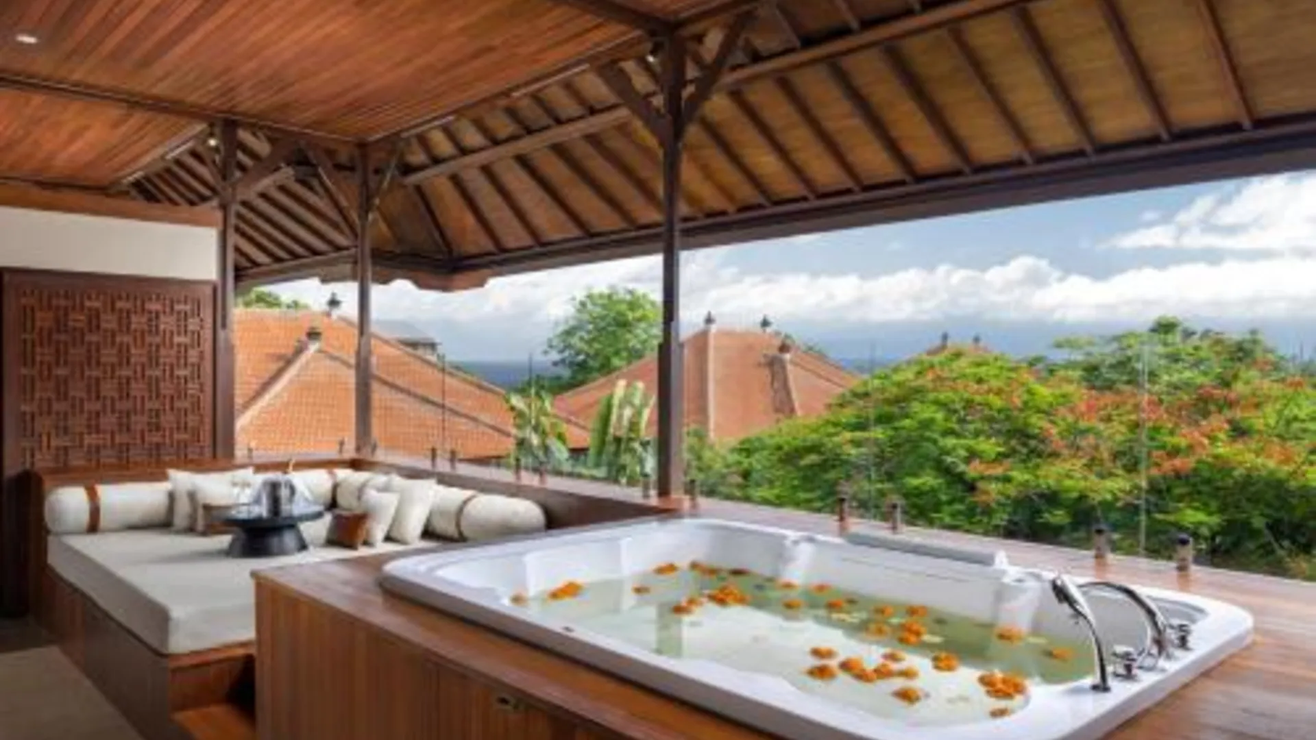 발리 사다라 리조트 5성급 호텔 수영장