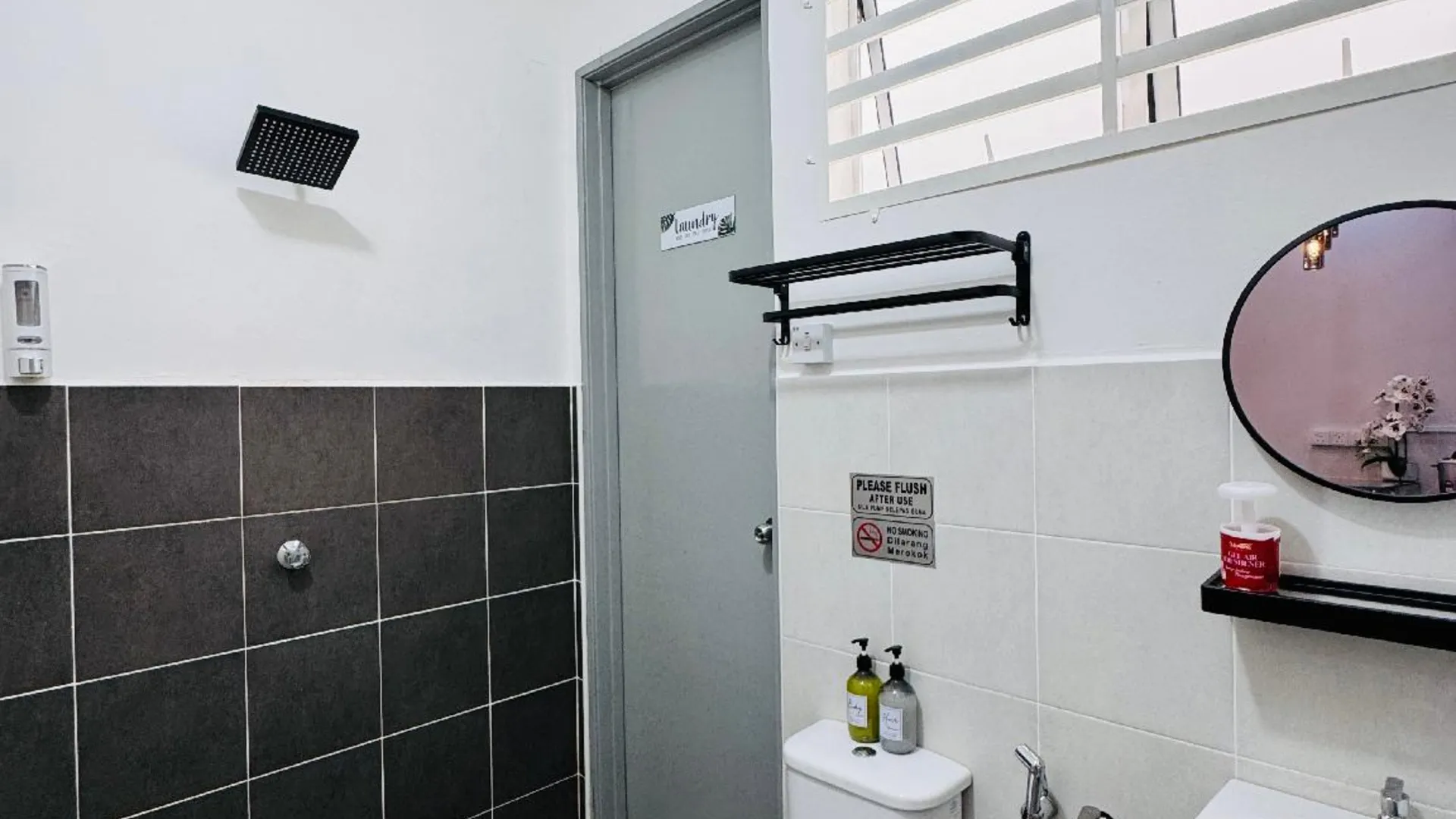 이포 탄중 람부탄의 프라이빗 하우스 (1000m², 침실 3개, 프라이빗 욕실 2개) 3성급 싱글룸 스위트룸