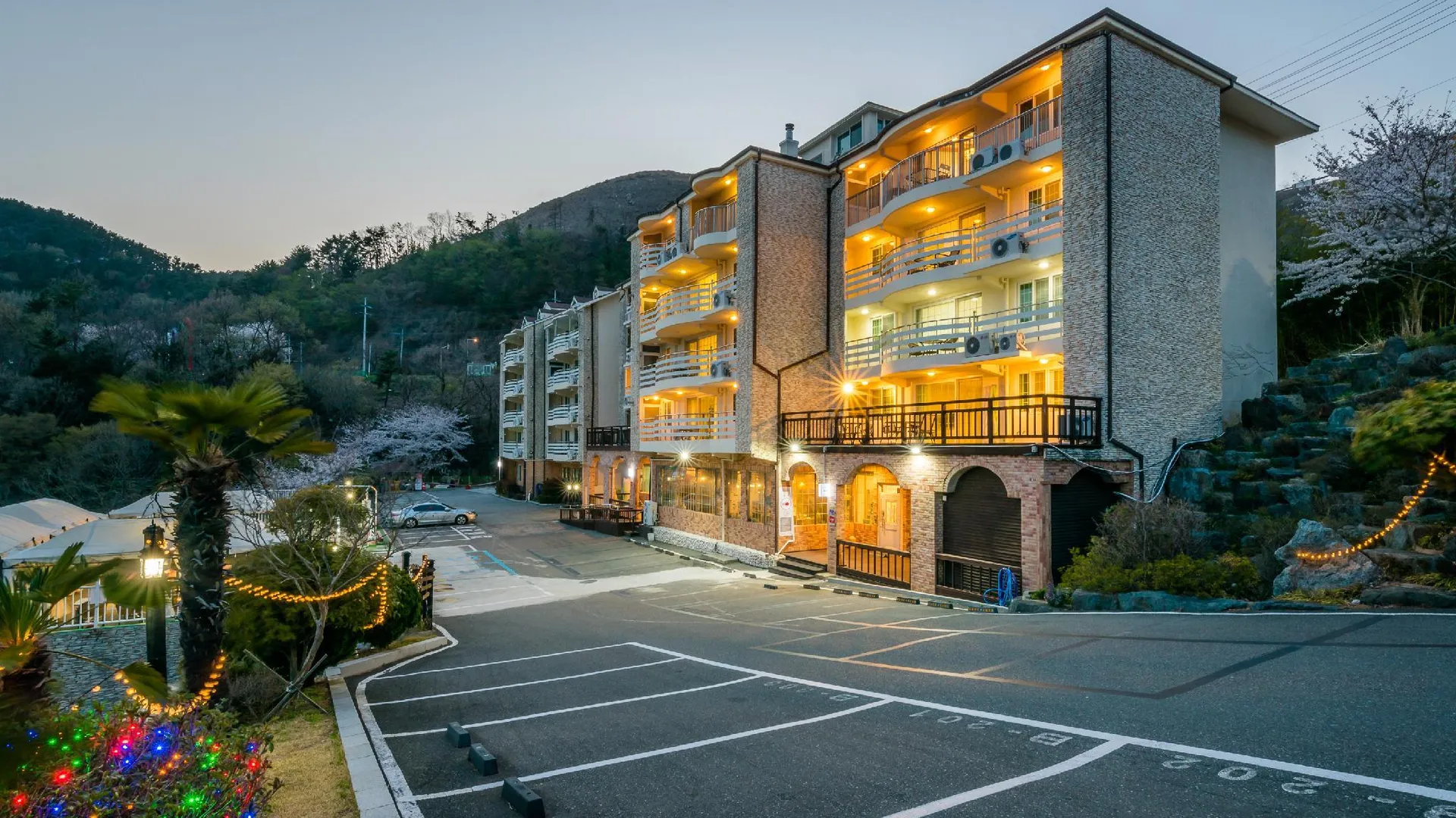 거제 홈포레스트 리조트 거제 4성급 호텔 로비