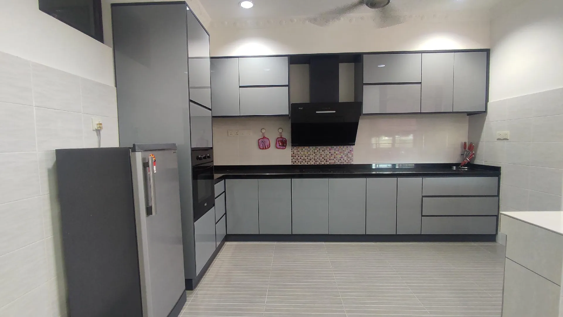 말라카 바투 베렌담의 프라이빗 하우스 (5000m², 침실 6개, 프라이빗 욕실 5개) 2성급 싱글룸 부대시설