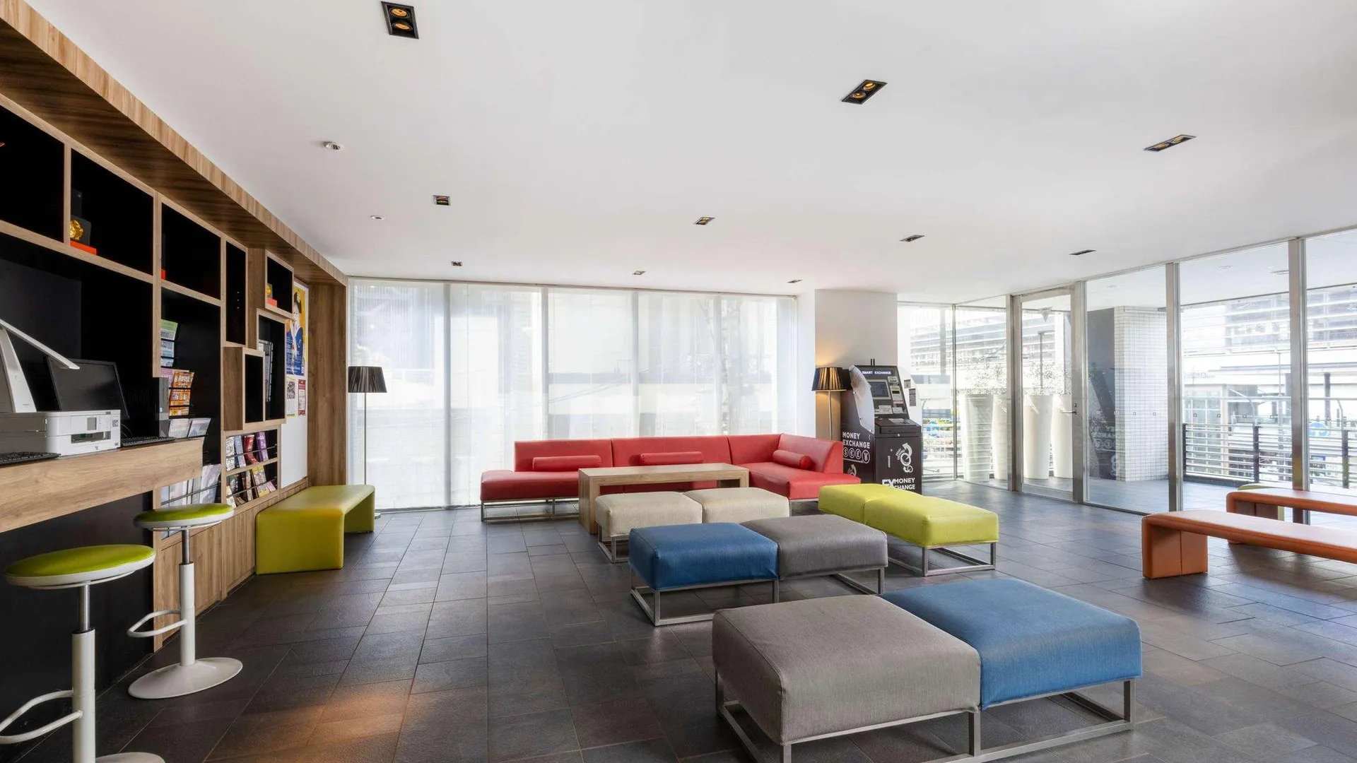 교토 이비스 스타일 교토 스테이션 3성급 호텔 로비