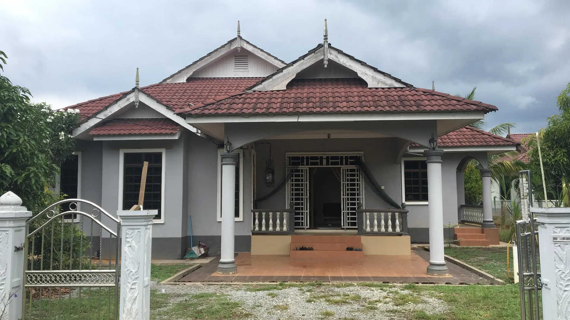 부킷 파용 부킷 파용의 방갈로 (2600m², 침실 4개, 프라이빗 욕실 3개) 2성급 싱글룸 수영장