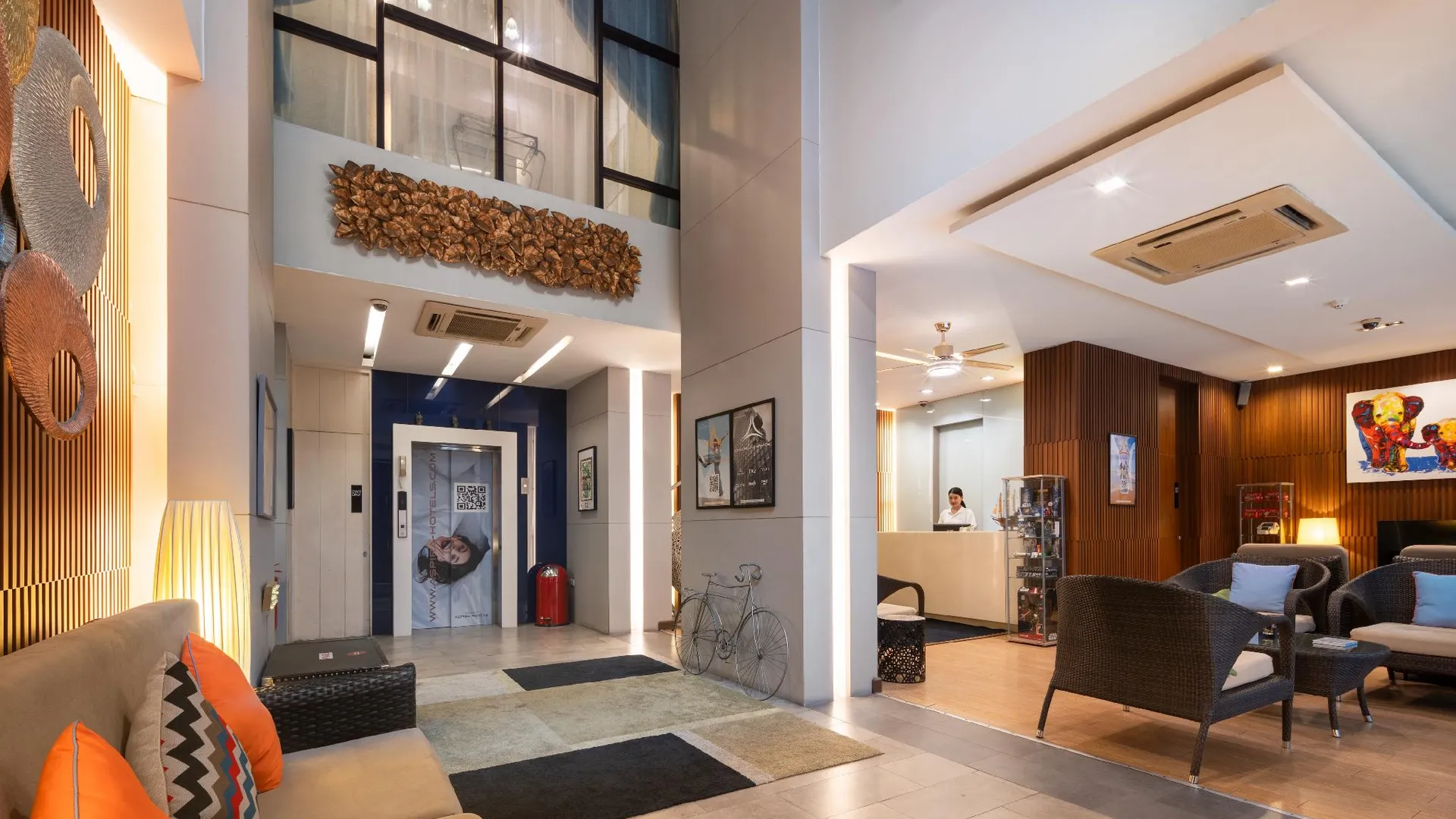 방콕 아이체크 인 젬스 센터 실롬 3성급 호텔 로비