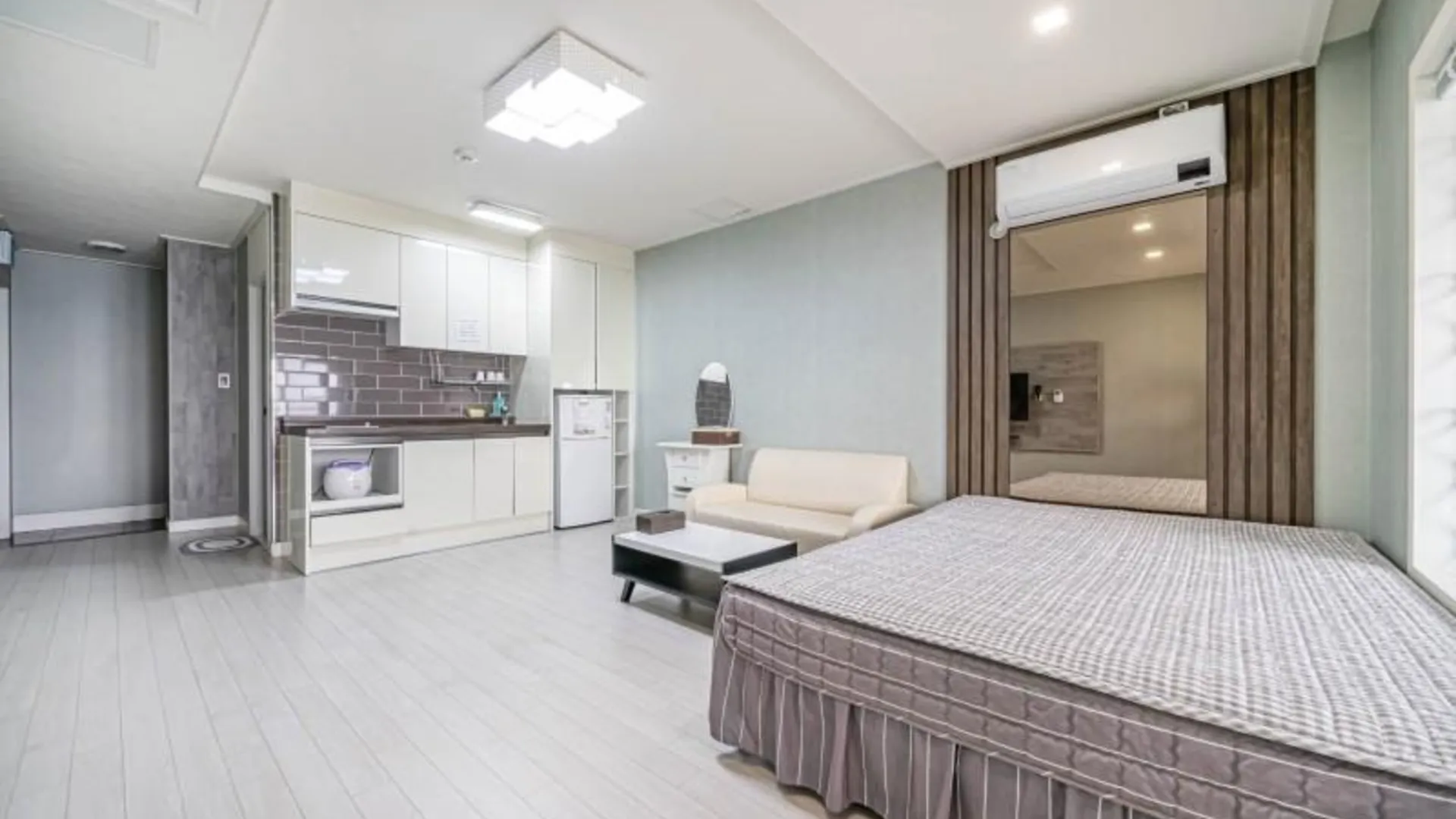 거제 거제도 비치몽돌하우스펜션 2성급 게스트하우스 스위트룸