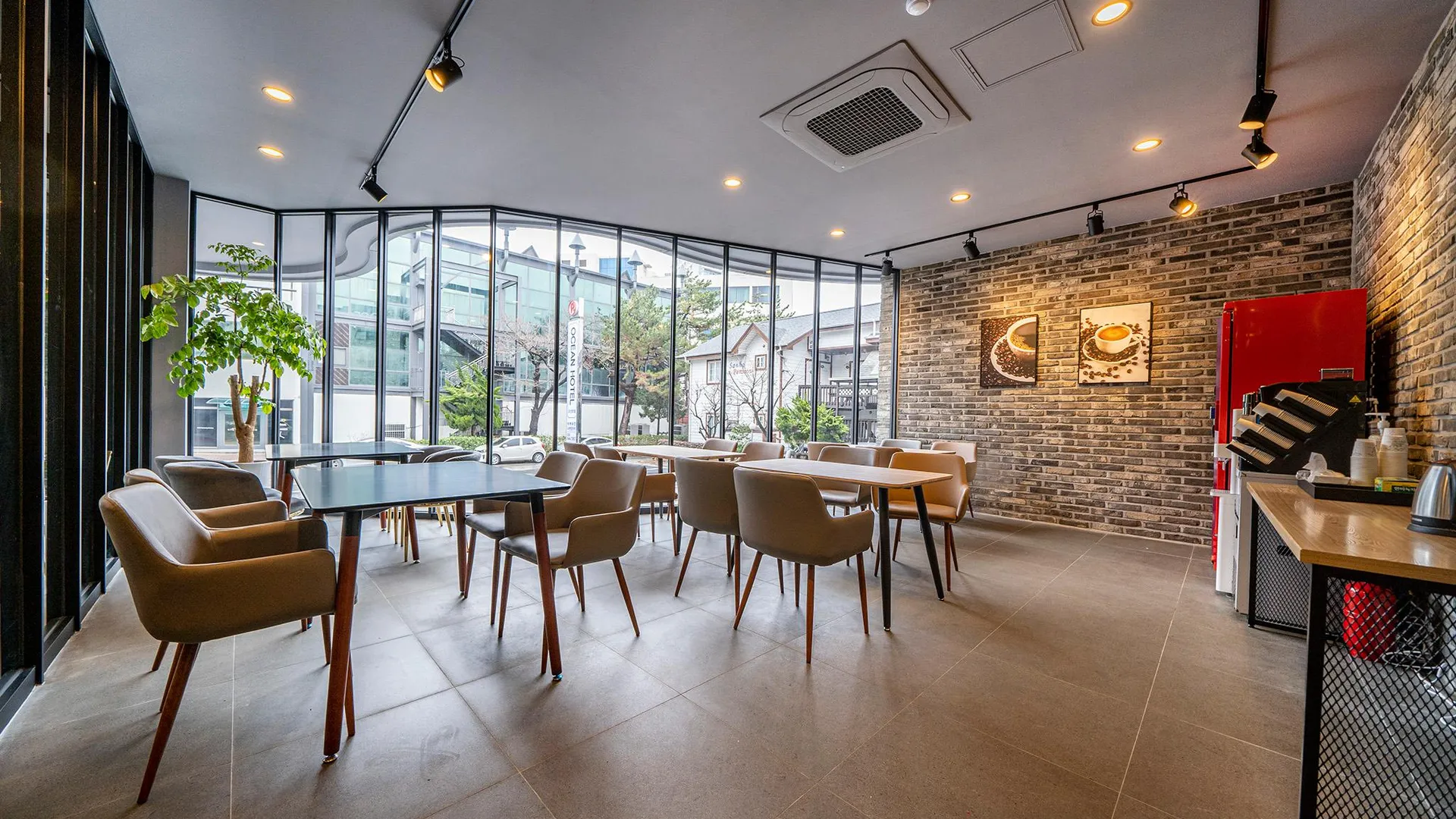 강릉 강릉 경포대 오션 호텔 외관