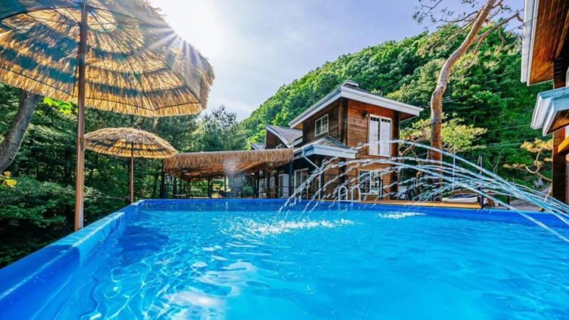 가평 가평 블루문펜션 2성급 게스트하우스 수영장