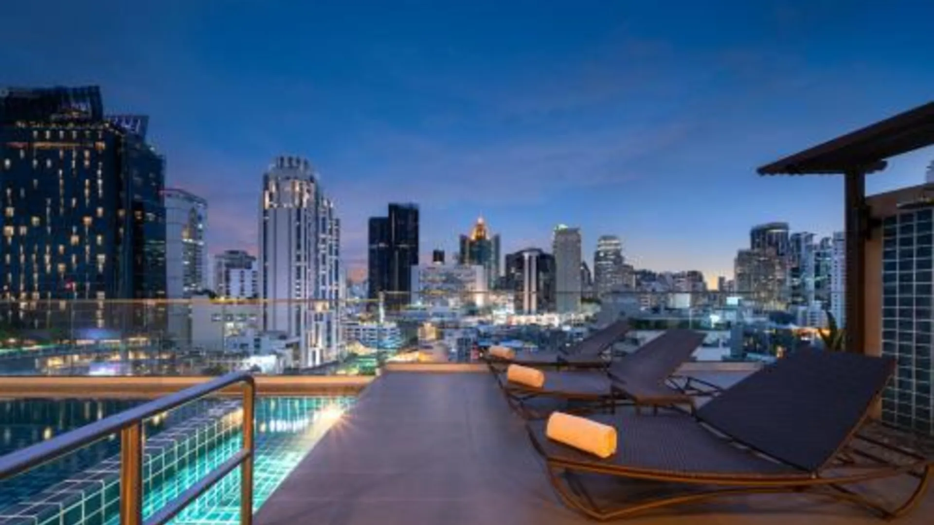 방콕 아델피 스위트 방콕 4성급 호텔 로비