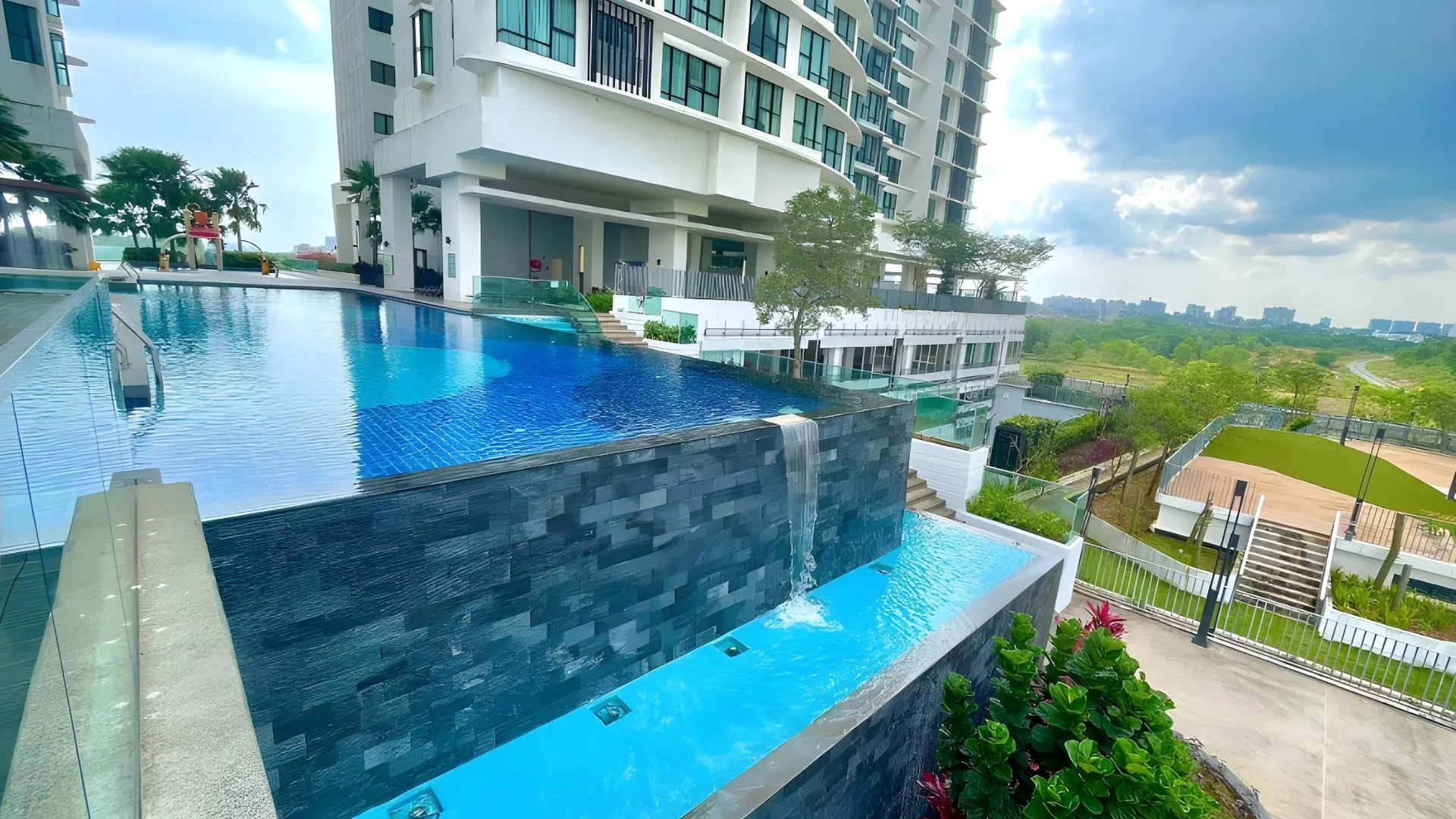 조호바루 / 조호르바루 수투랑바루의 프라이빗 하우스 (m², 침실 3개, 프라이빗 욕실 2개) 4성급 싱글룸 전망