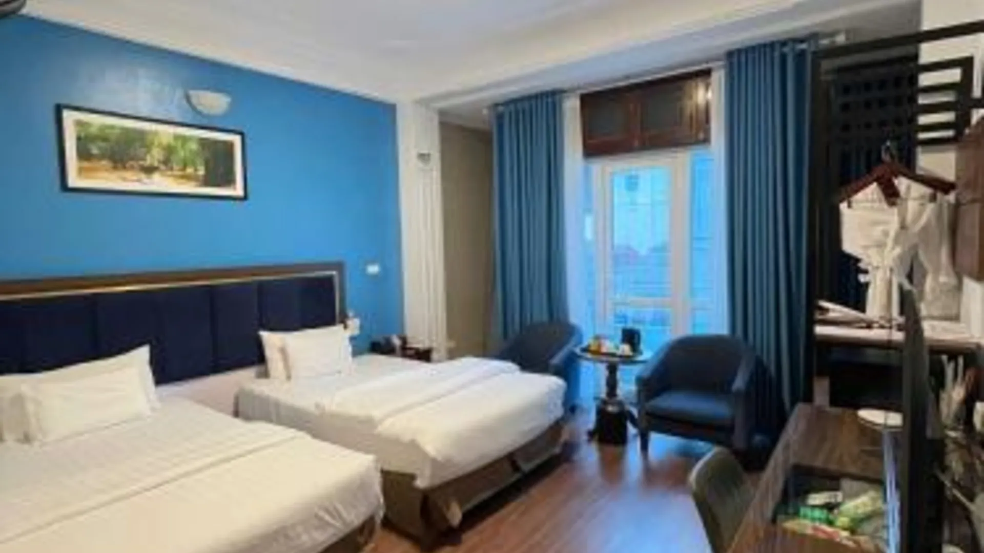 하노이 A25 호텔 - 53 튜 틴 2성급 호텔 스위트룸