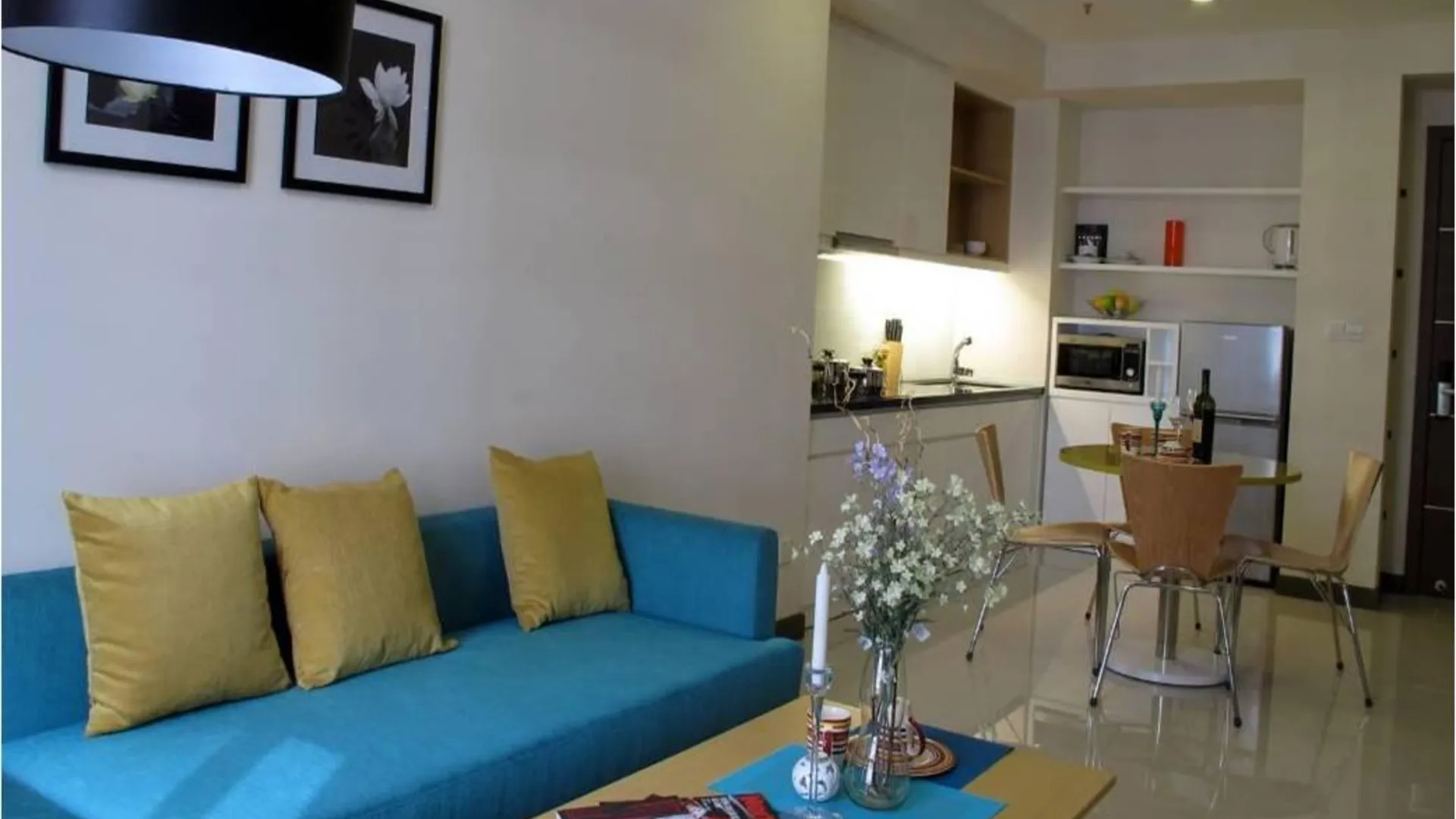 호치민 사이공 공항 블루스카이 서비스 아파트먼트 4성급 호텔 객실