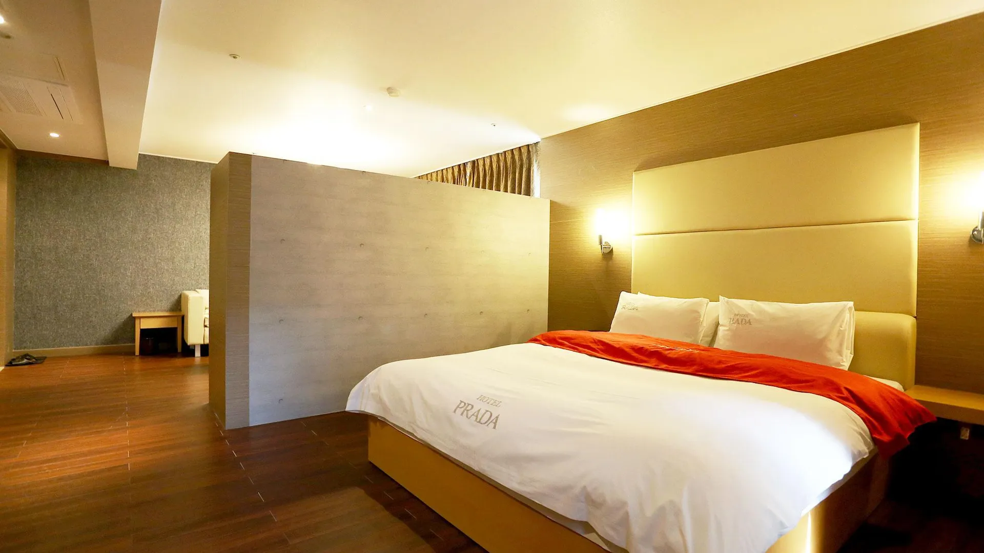 서울 여의도 라다 2성급 호텔 객실