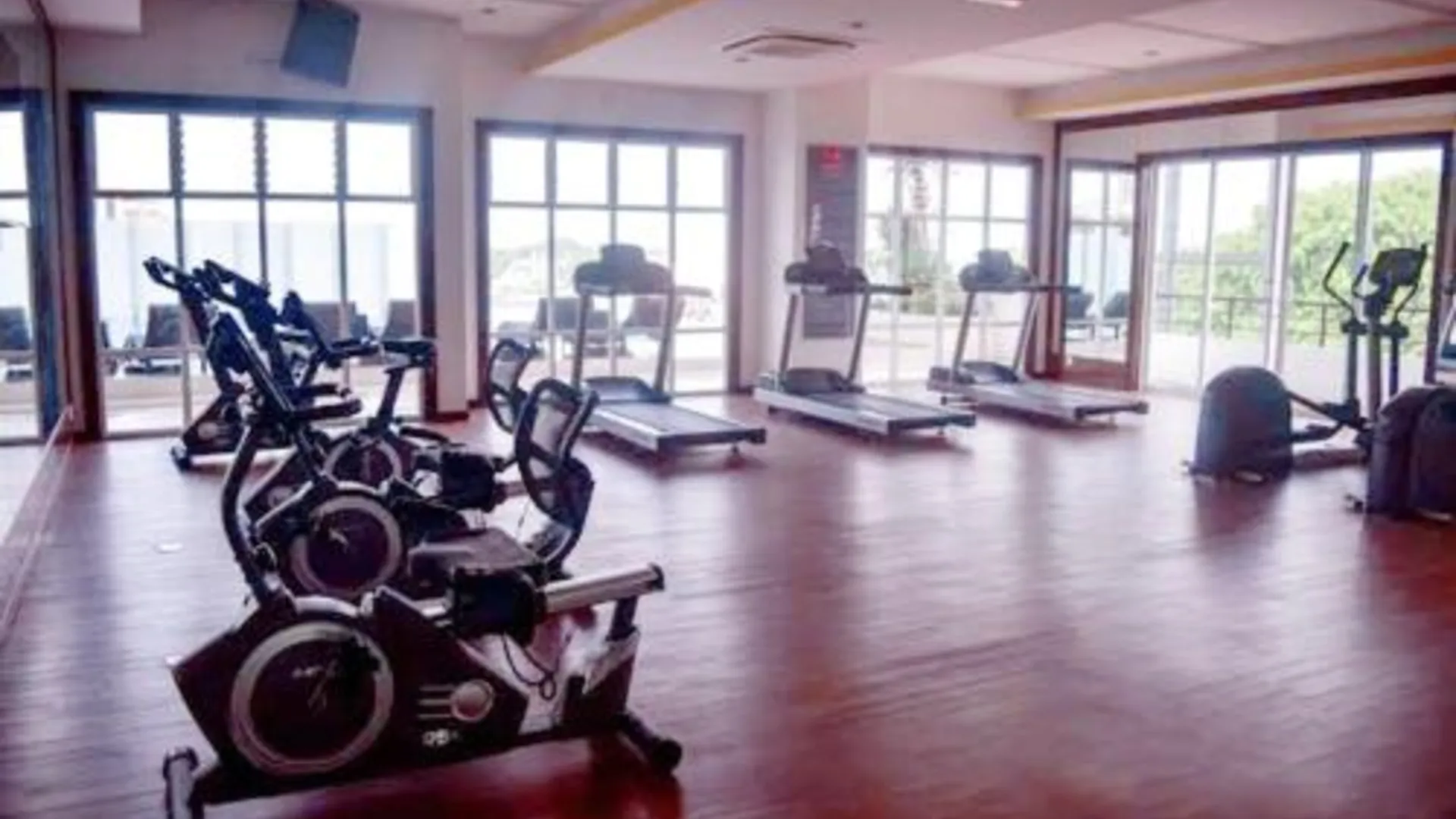 이포 캄풍 쿠차이의 아파트먼트 (86m², 침실 3개, 프라이빗 욕실 2개) 4성급 싱글룸 객실