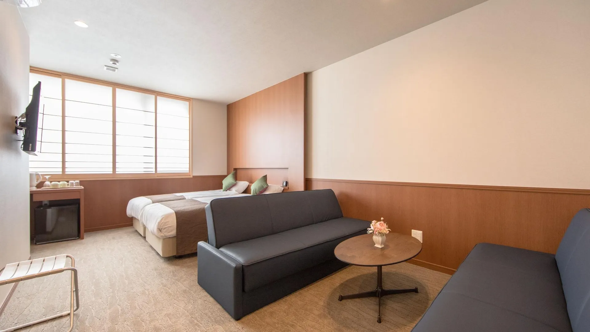 교토 No.6 니조 3성급 호텔 로비