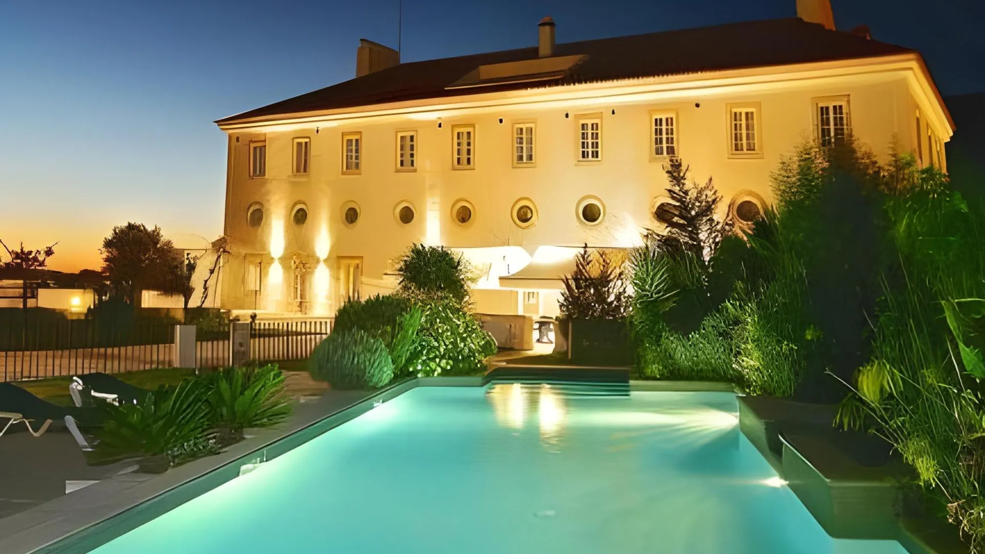 에스트레모즈 파테우 두스 솔라르스 참 호텔 4성급 호텔 객실