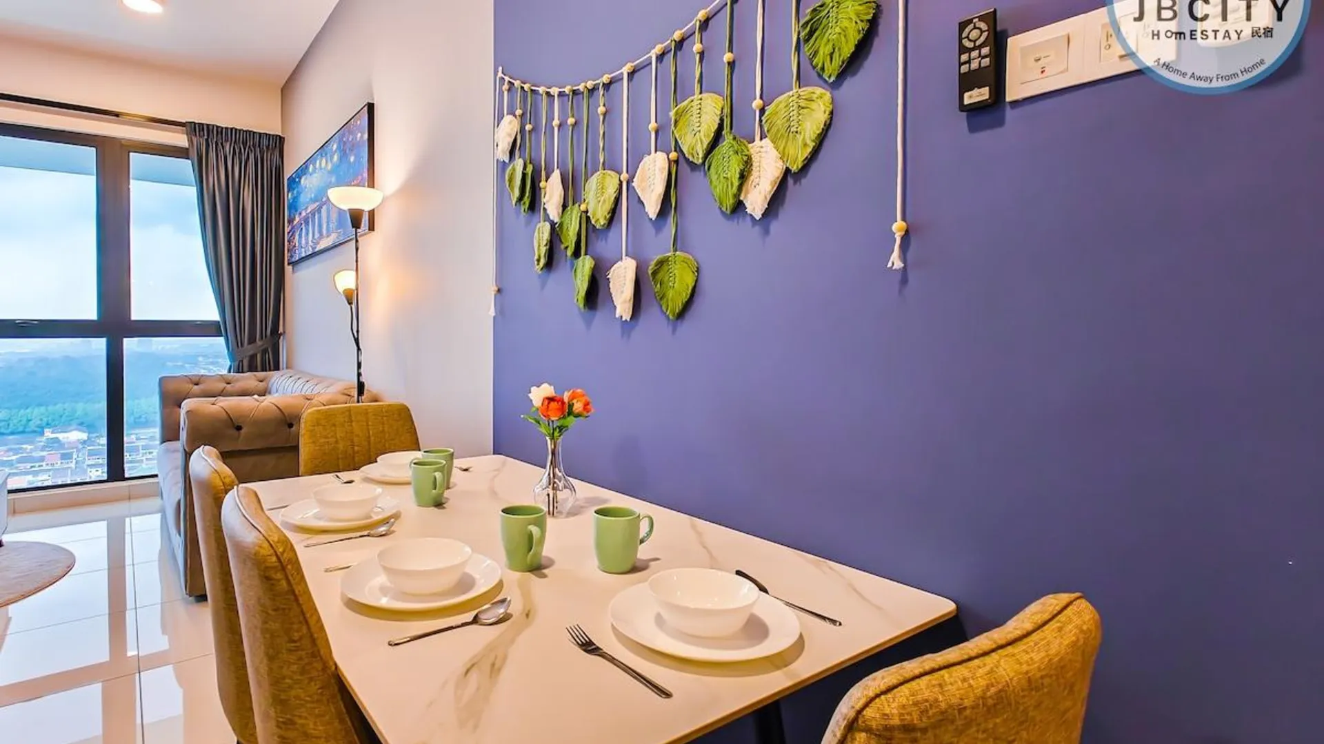 조호바루 / 조호르바루 수투랑바루의 프라이빗 하우스 (128m², 침실 3개, 프라이빗 욕실 2개) 4성급 싱글룸 레스토랑