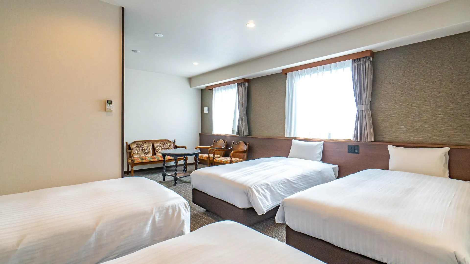 오사카 Bande Hotel Tenpozan Higashi 4성급 호텔 스위트룸